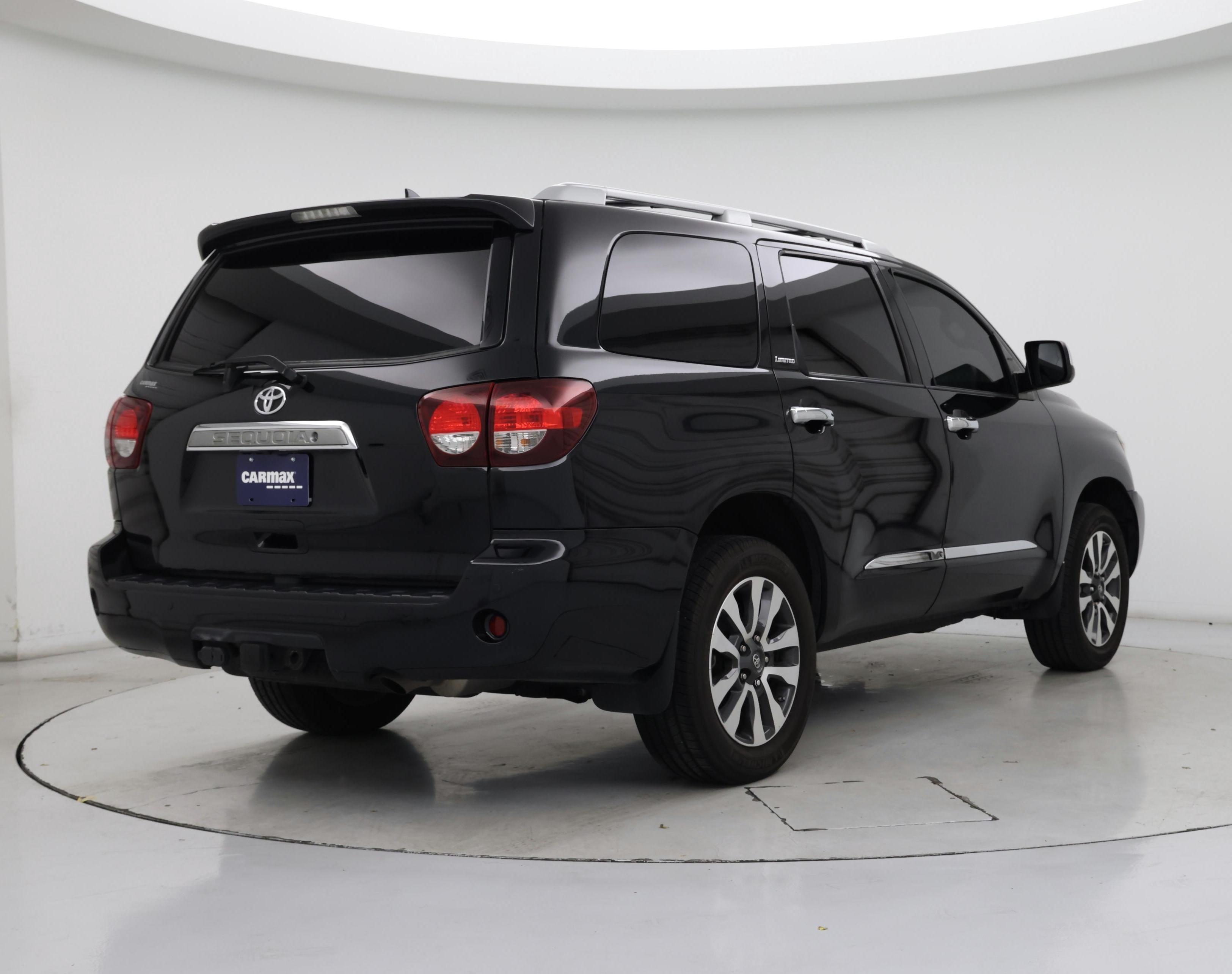 Thumbnail: 2019 Toyota Sequoia - 8