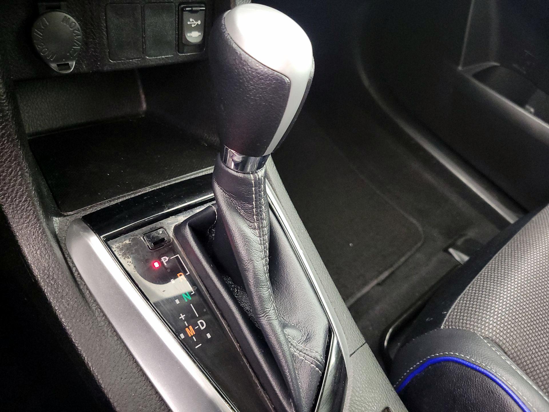 Thumbnail: 2019 Toyota Corolla - 17