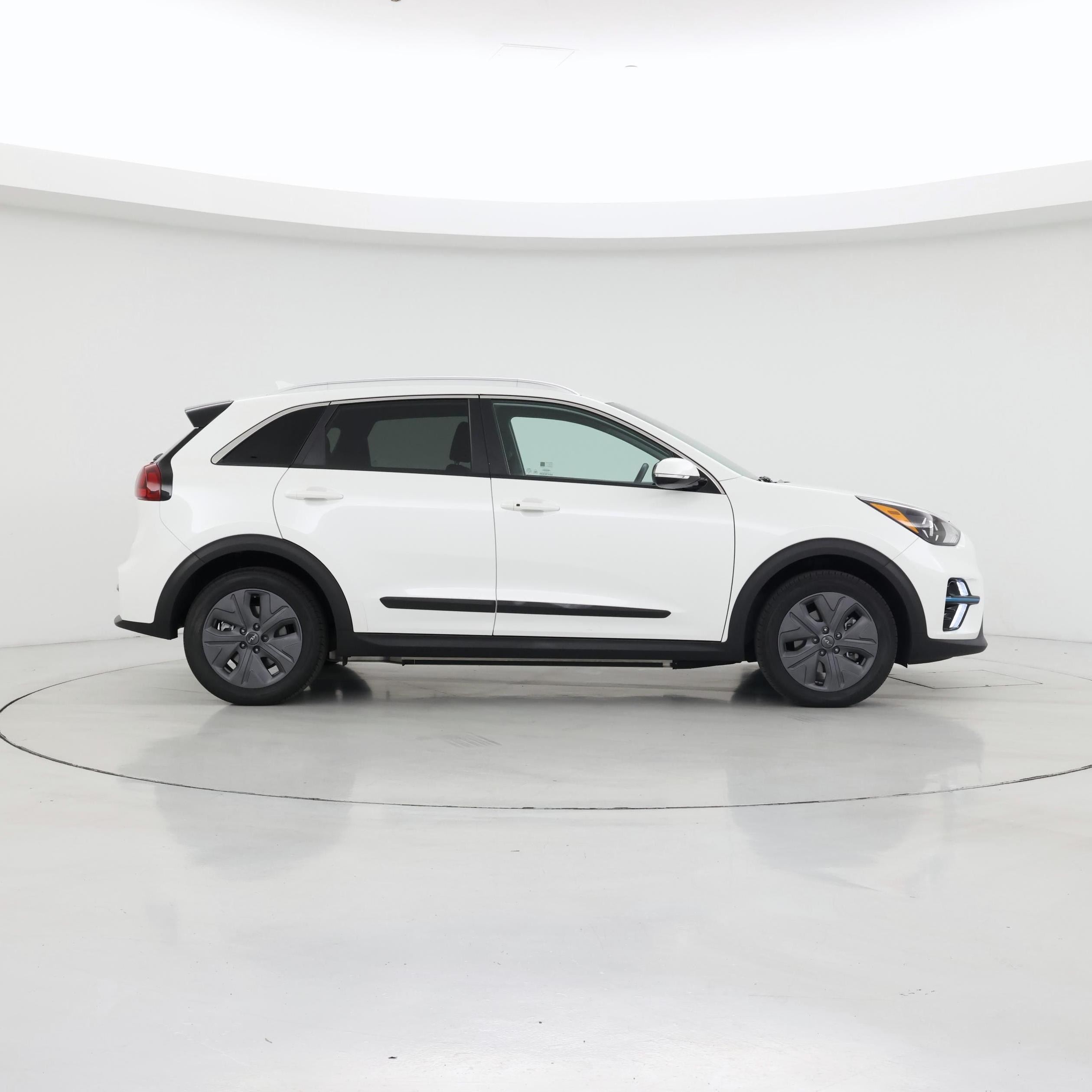 Thumbnail: 2022 Kia Niro - 7