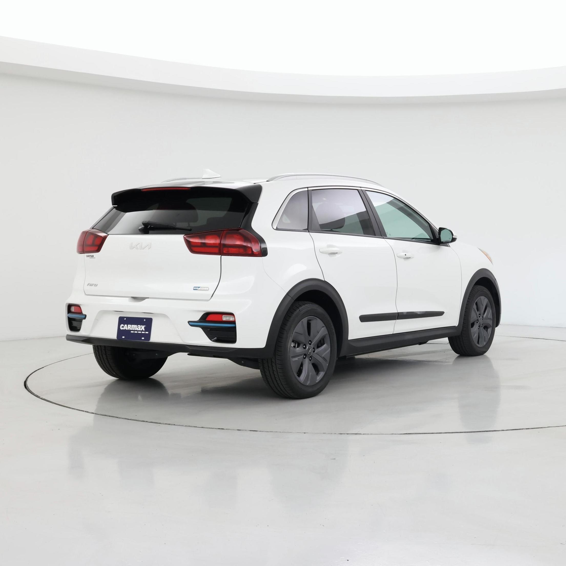 Thumbnail: 2022 Kia Niro - 8