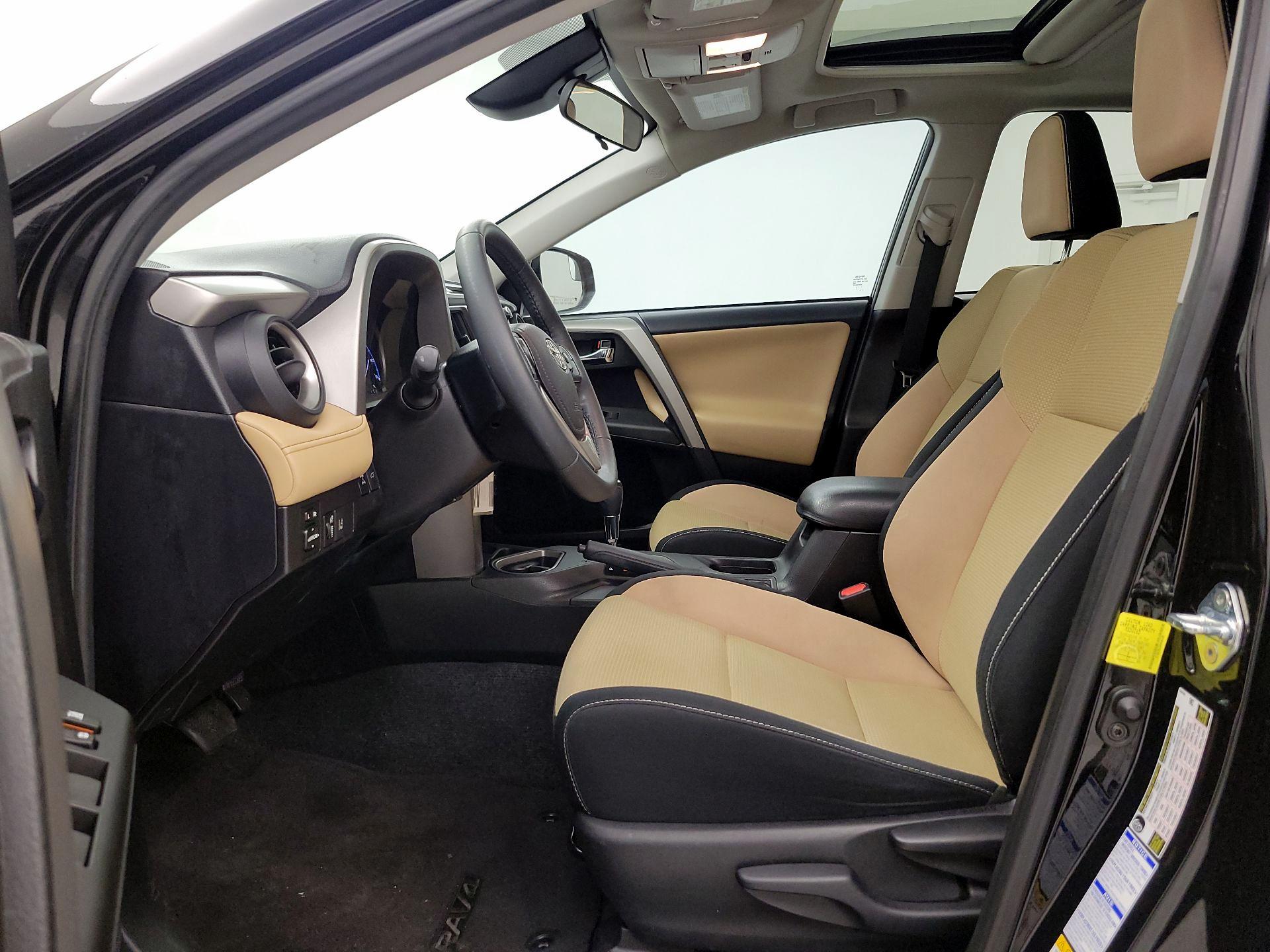 Thumbnail: 2017 Toyota RAV4 - 11