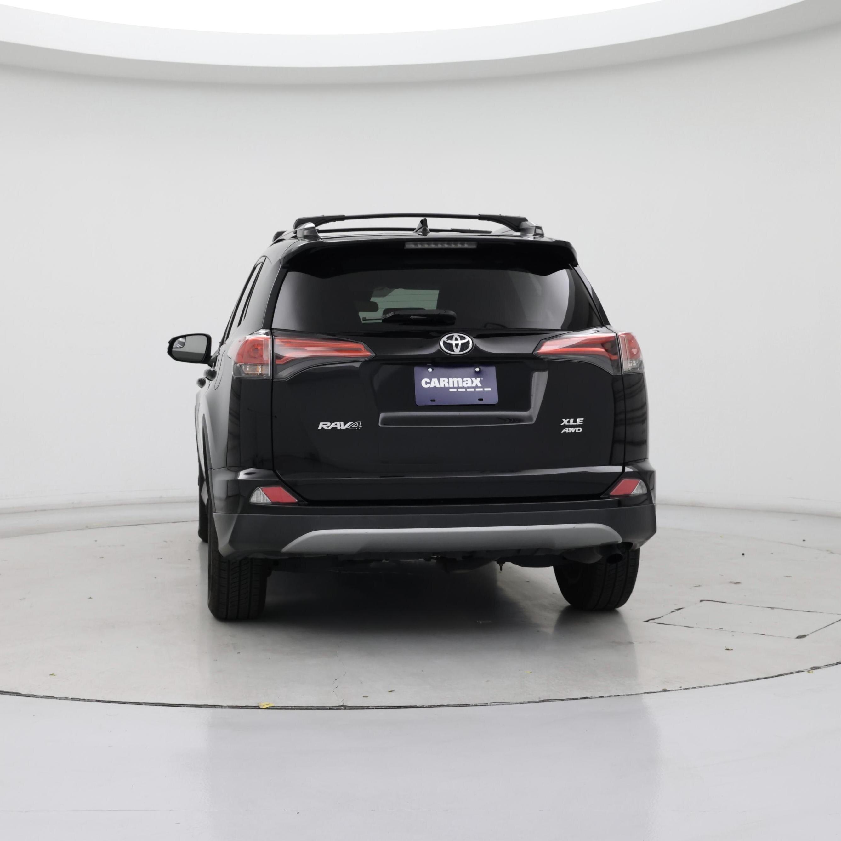 Thumbnail: 2017 Toyota RAV4 - 6