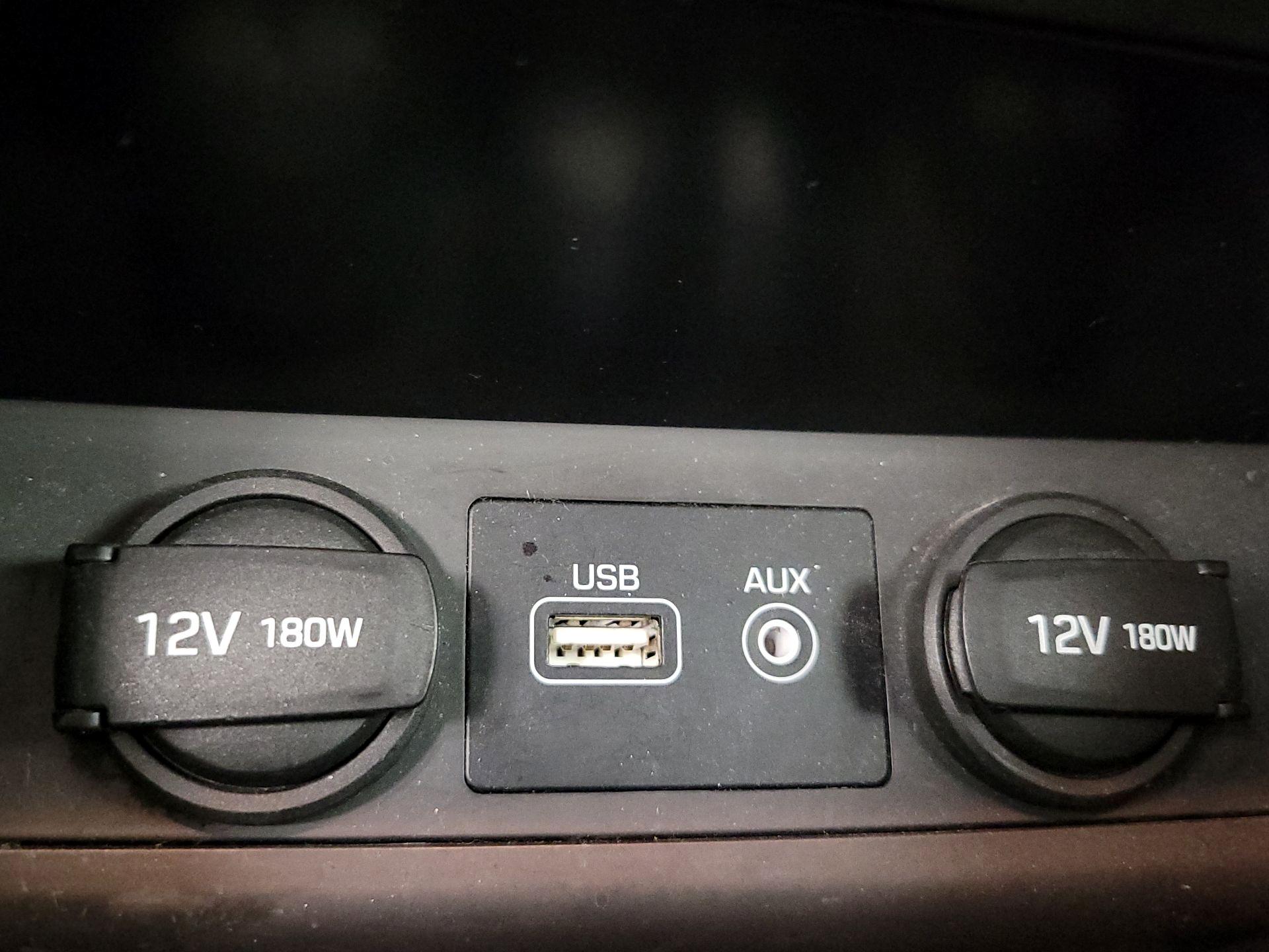 Thumbnail: 2015 Hyundai Sonata - 19