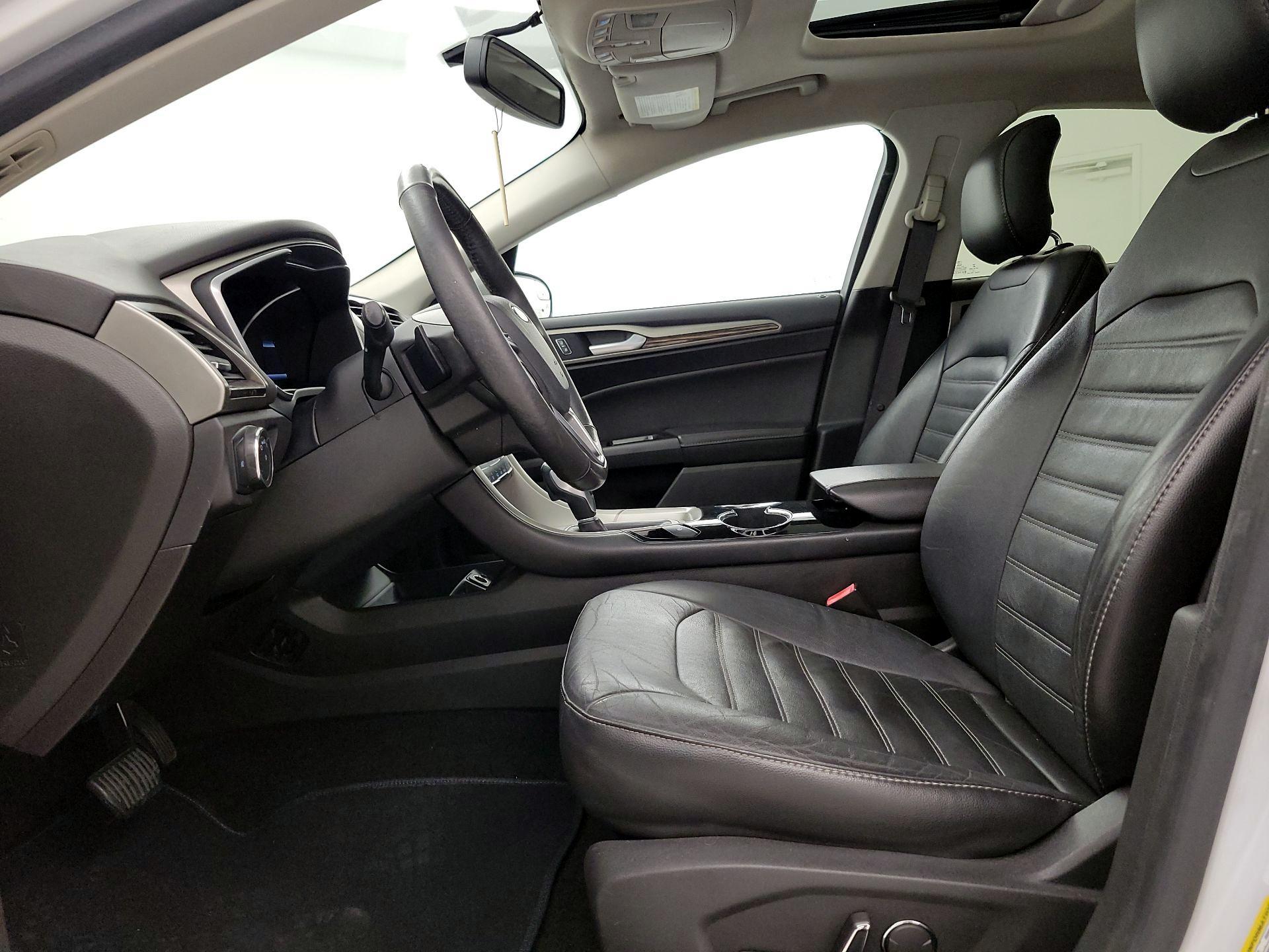 Thumbnail: 2014 Ford Fusion - 11