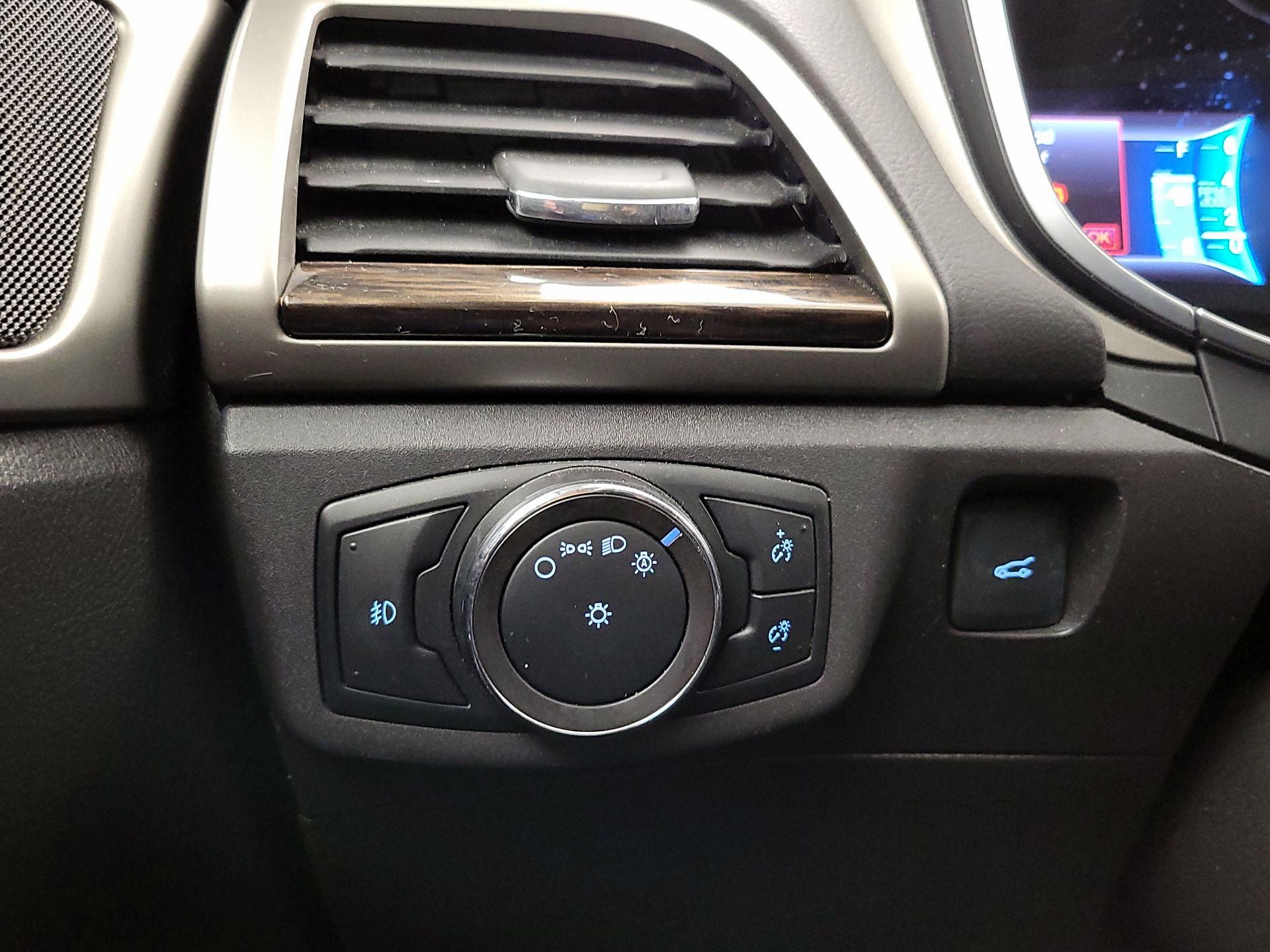 Thumbnail: 2014 Ford Fusion - 13