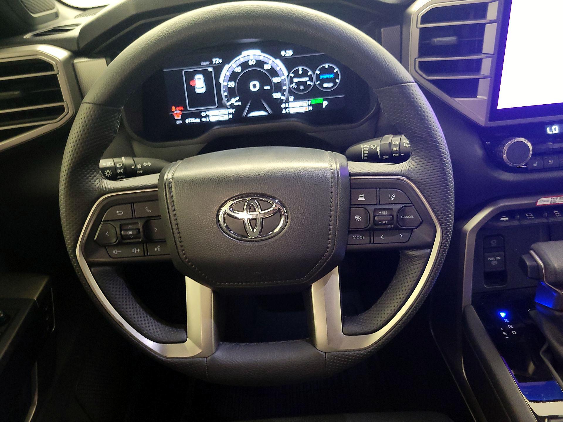 Thumbnail: 2025 Toyota Sequoia - 10