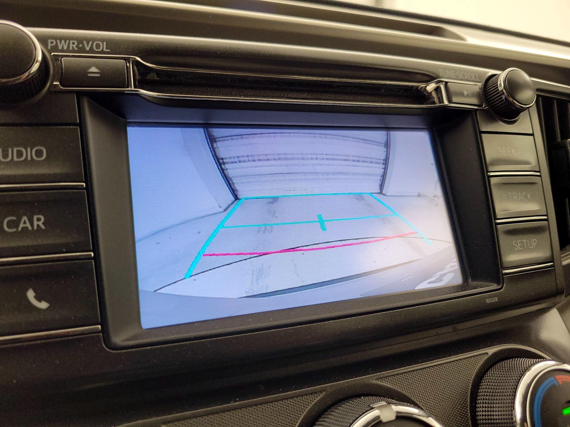 Thumbnail: 2014 Toyota RAV4 - 14