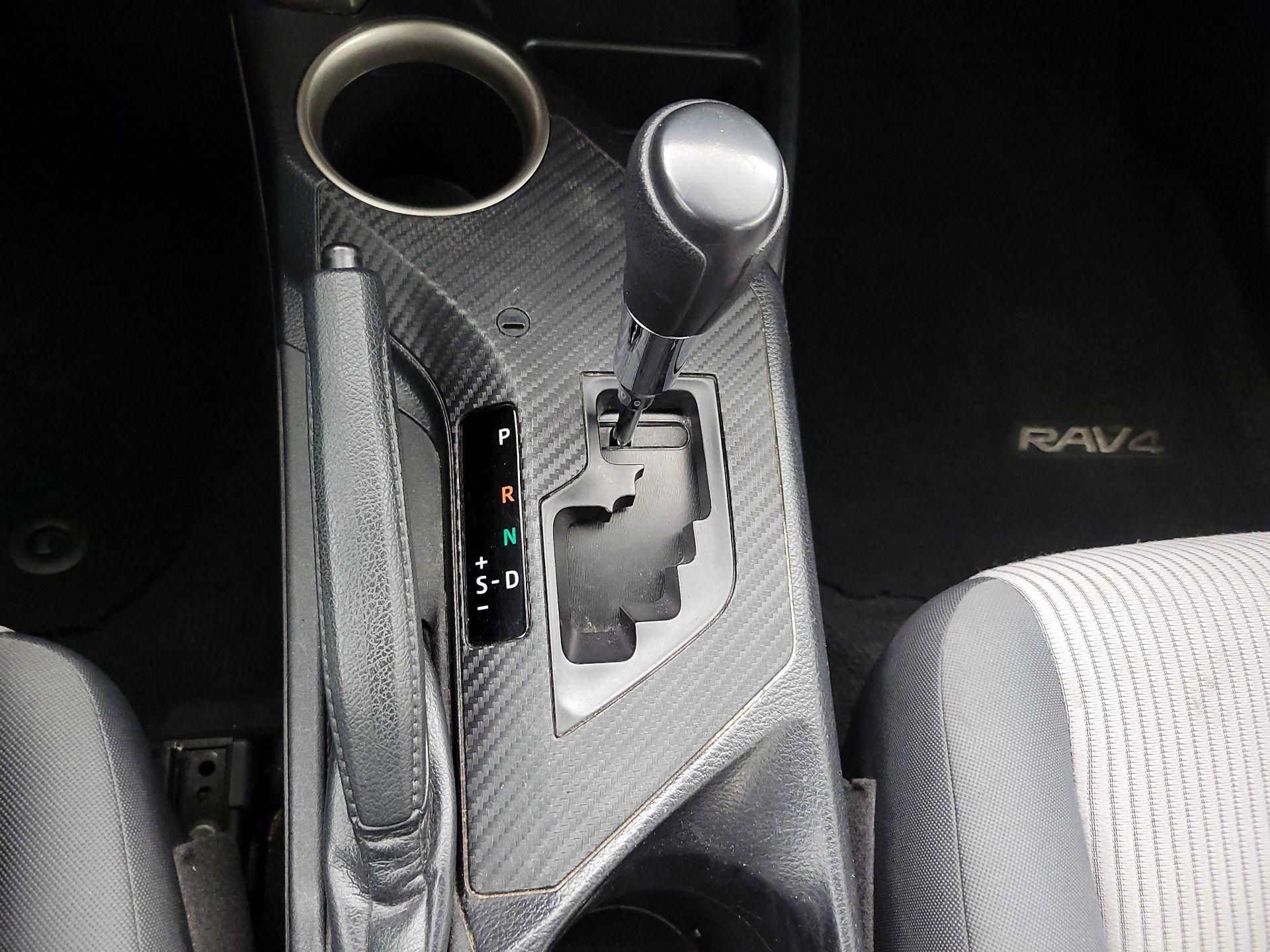 Thumbnail: 2014 Toyota RAV4 - 17