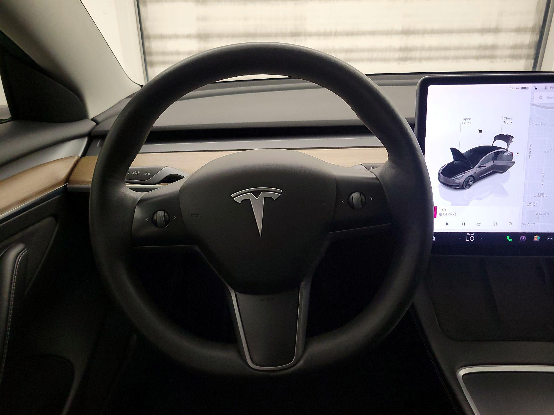 Thumbnail: 2022 Tesla Model 3 - 10