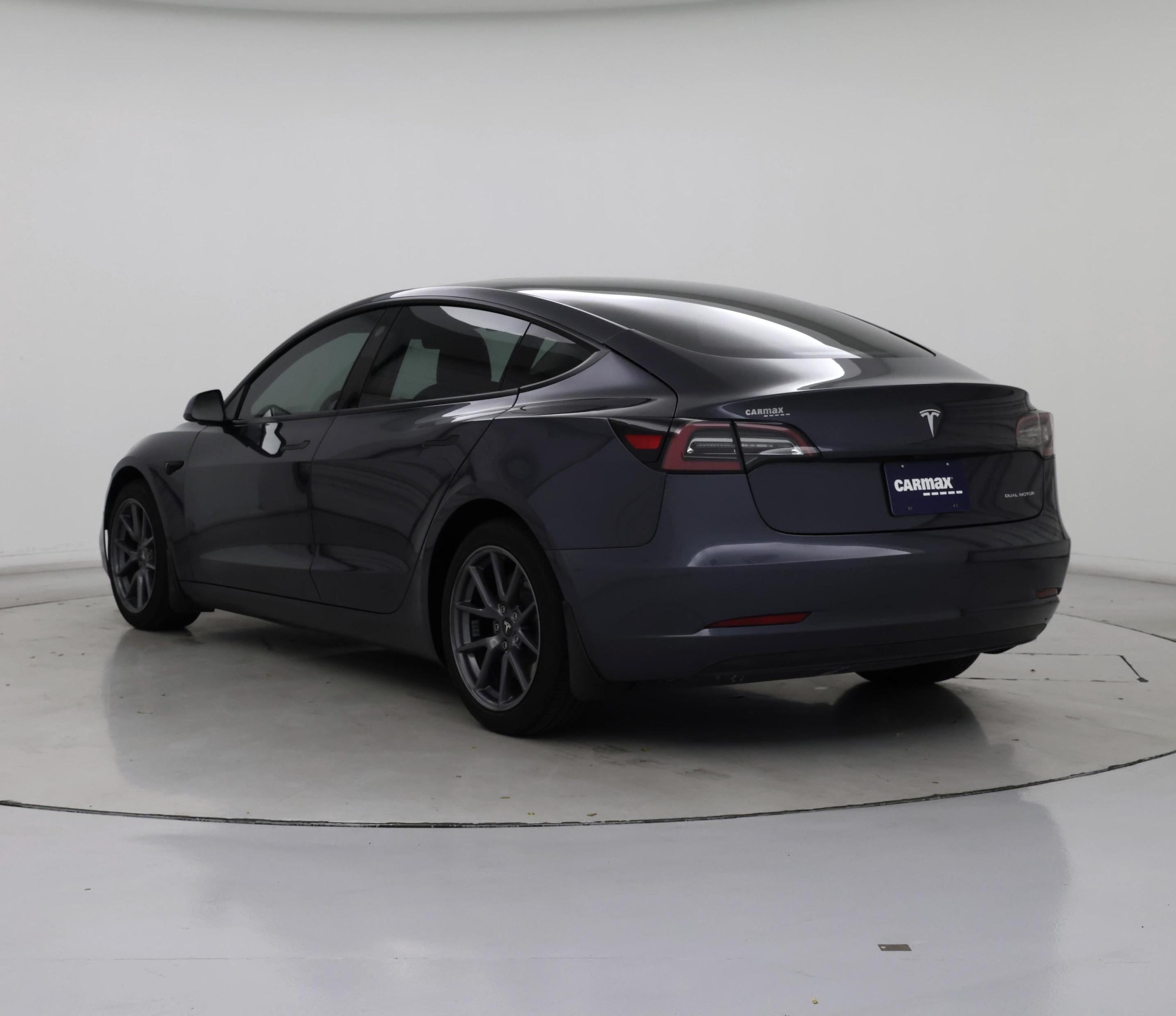 Thumbnail: 2022 Tesla Model 3 - 2