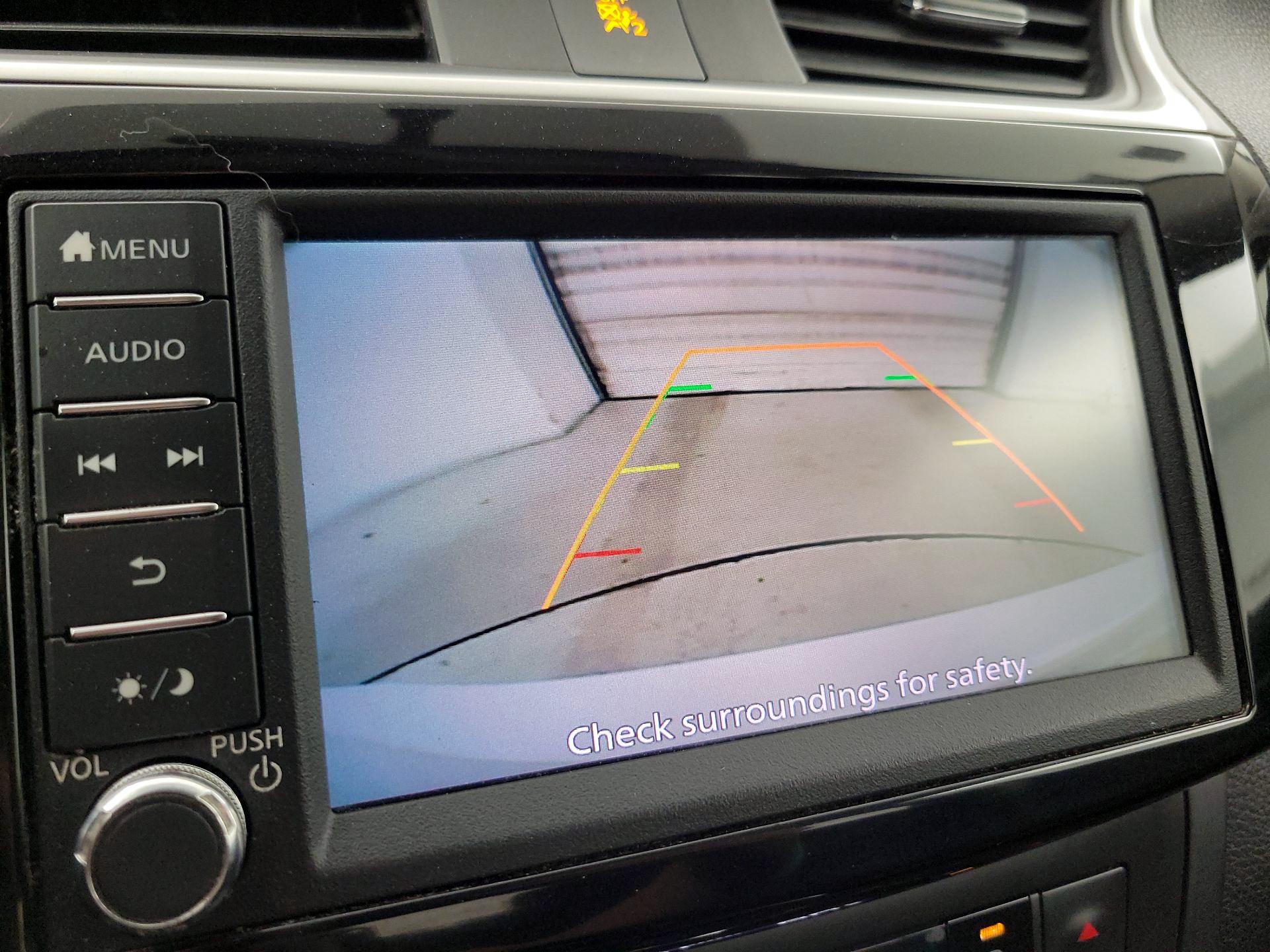 Thumbnail: 2019 Nissan Sentra - 14
