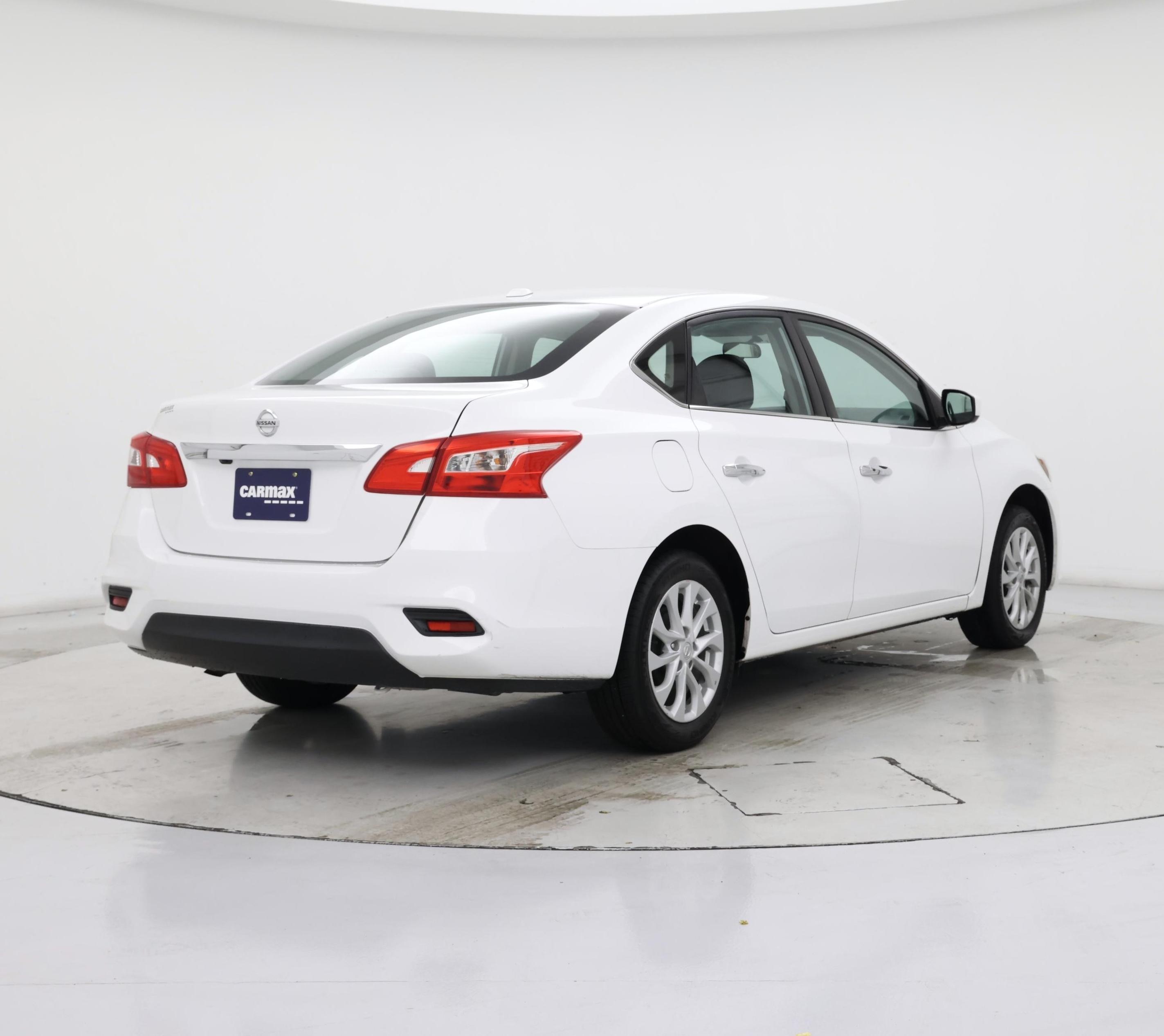 Thumbnail: 2019 Nissan Sentra - 8