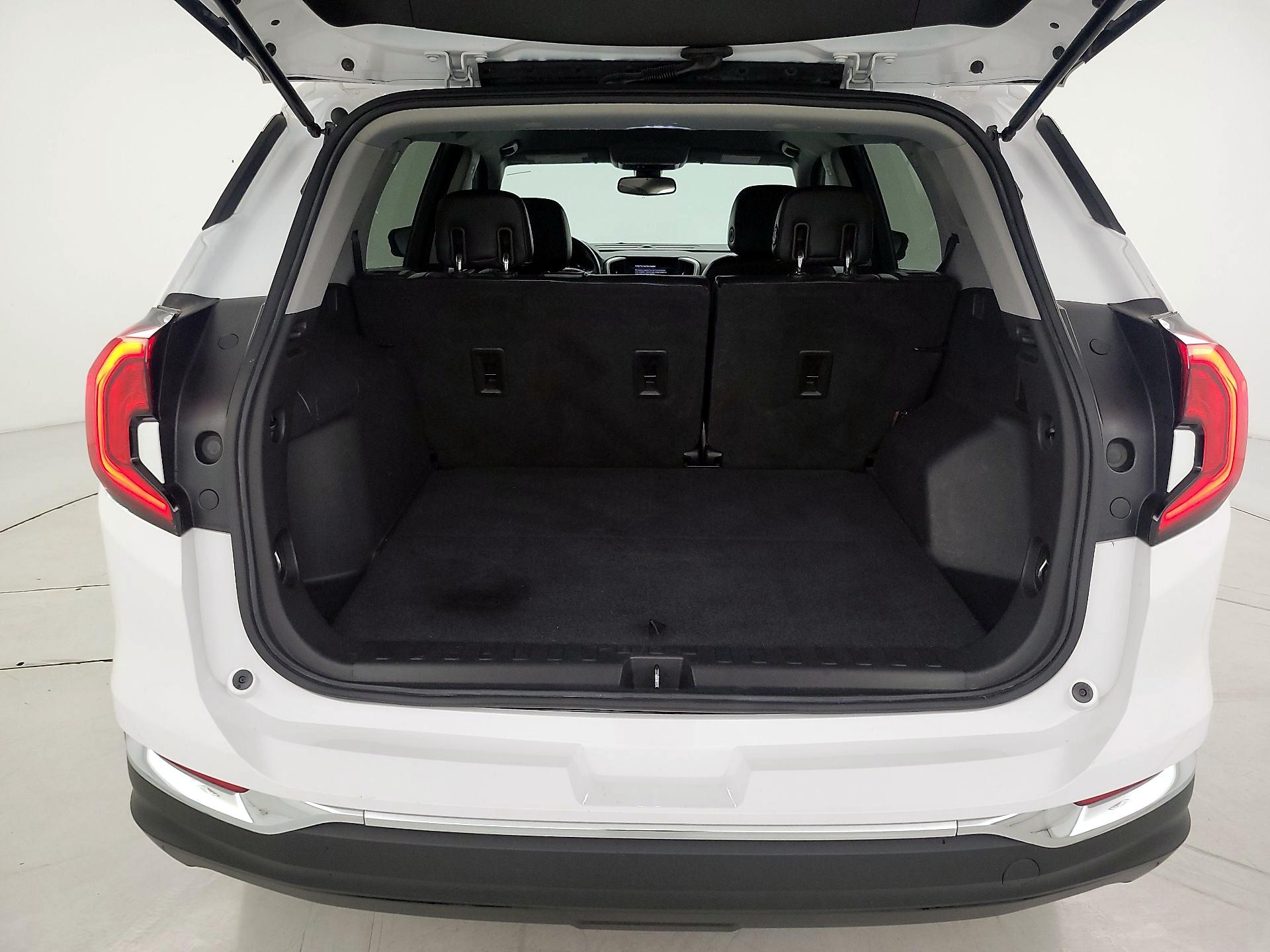 Thumbnail: 2020 GMC Terrain - 20