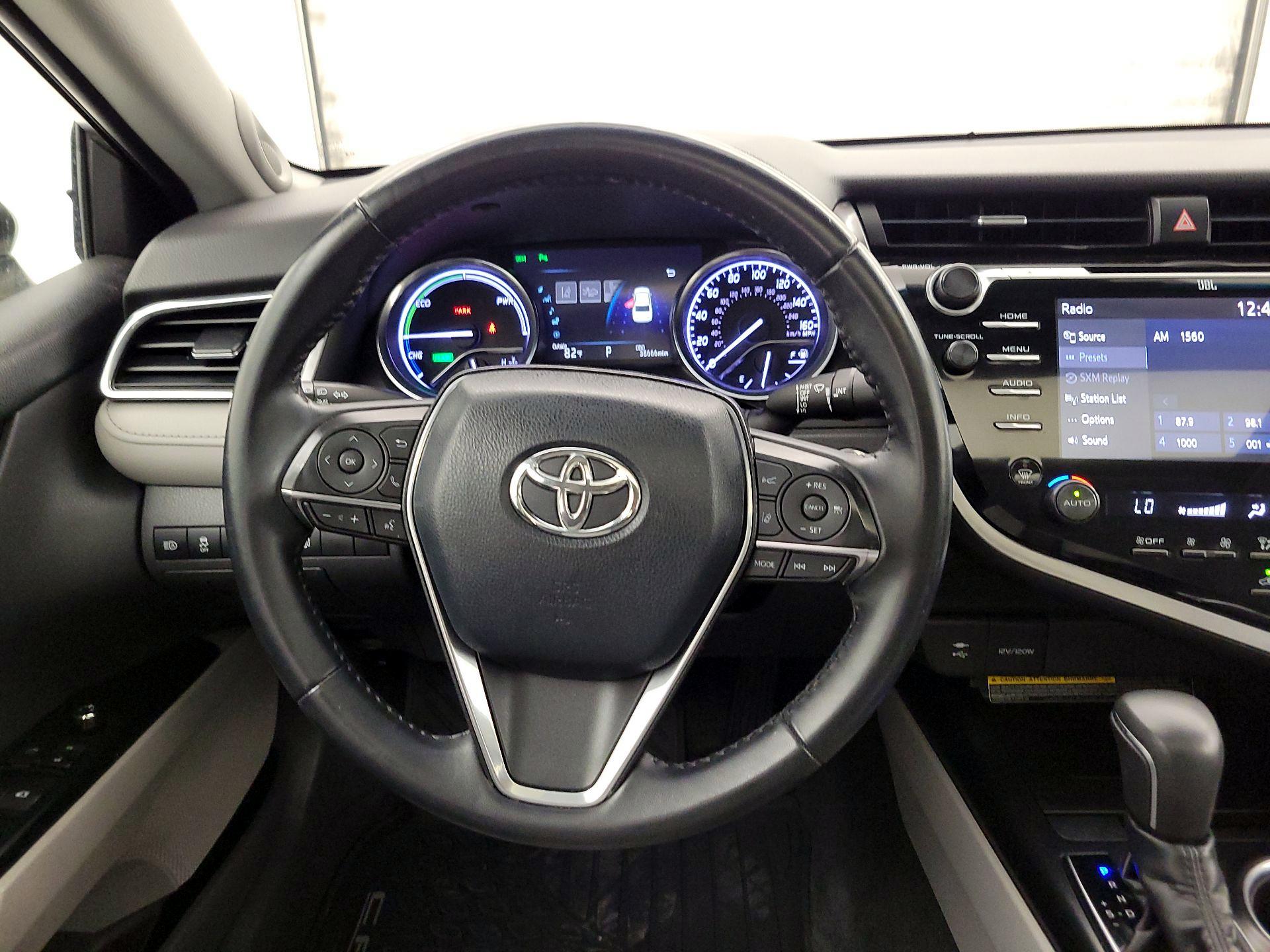 Thumbnail: 2018 Toyota Camry - 10