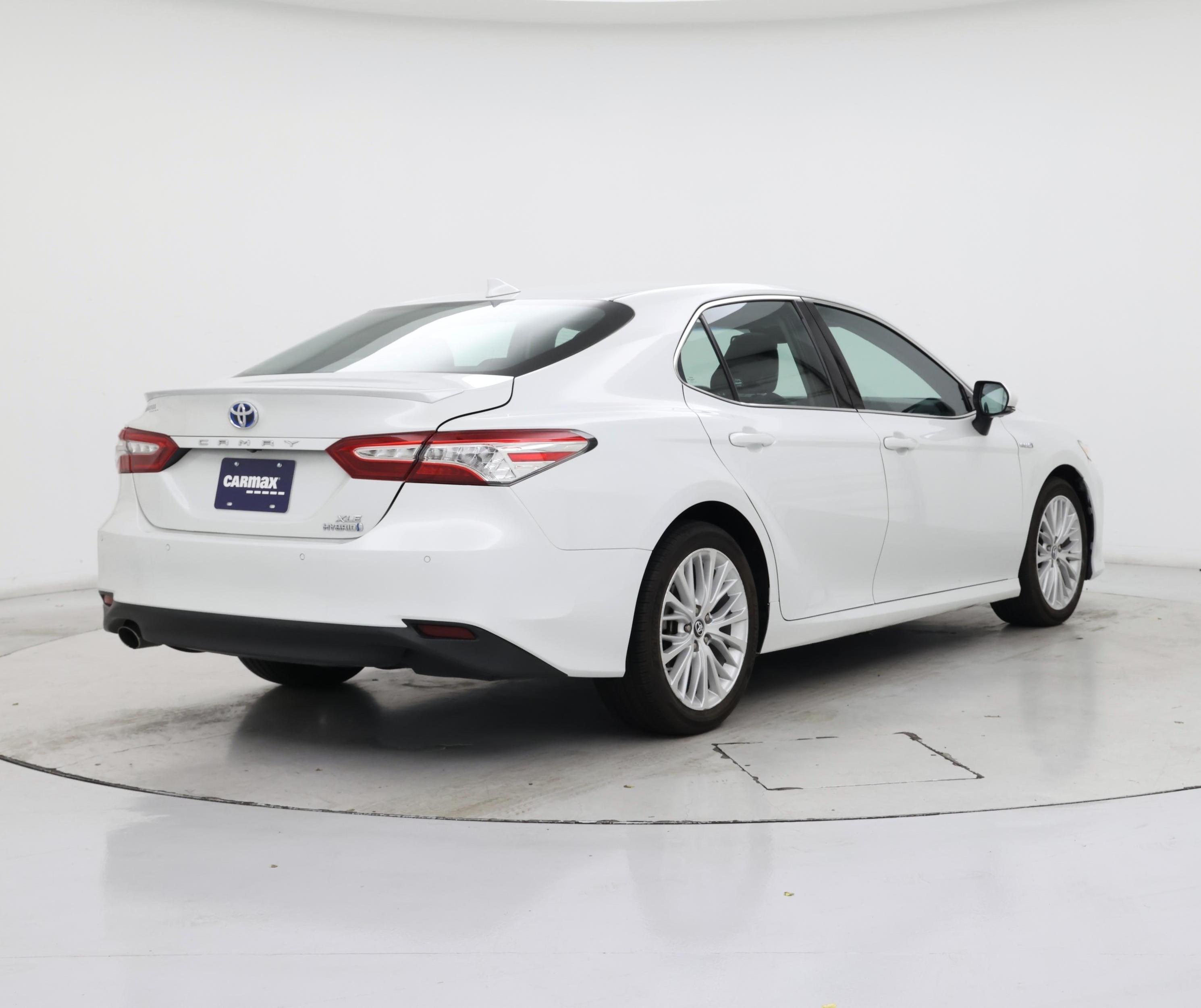 Thumbnail: 2018 Toyota Camry - 8