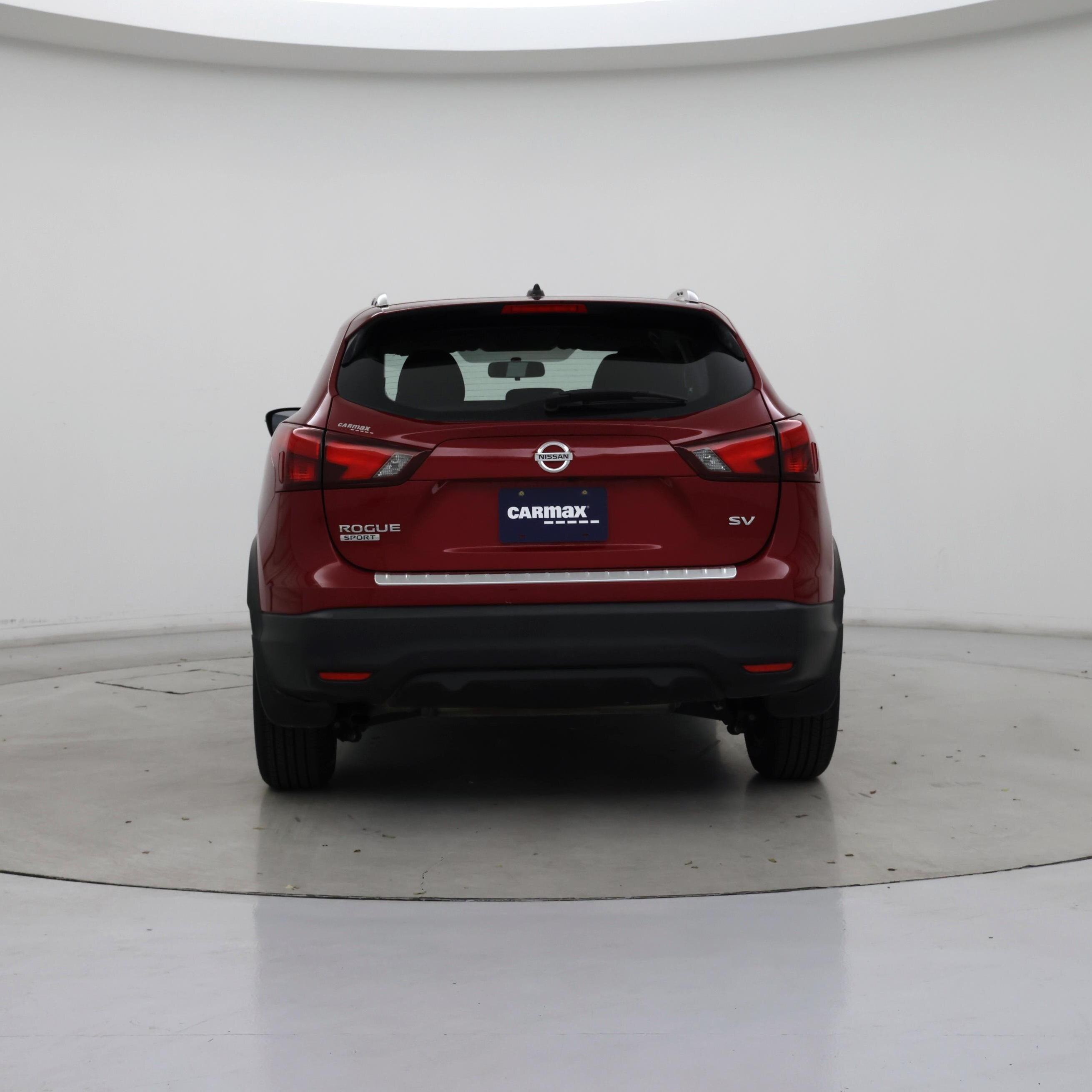 Thumbnail: 2017 Nissan Rogue Sport - 6
