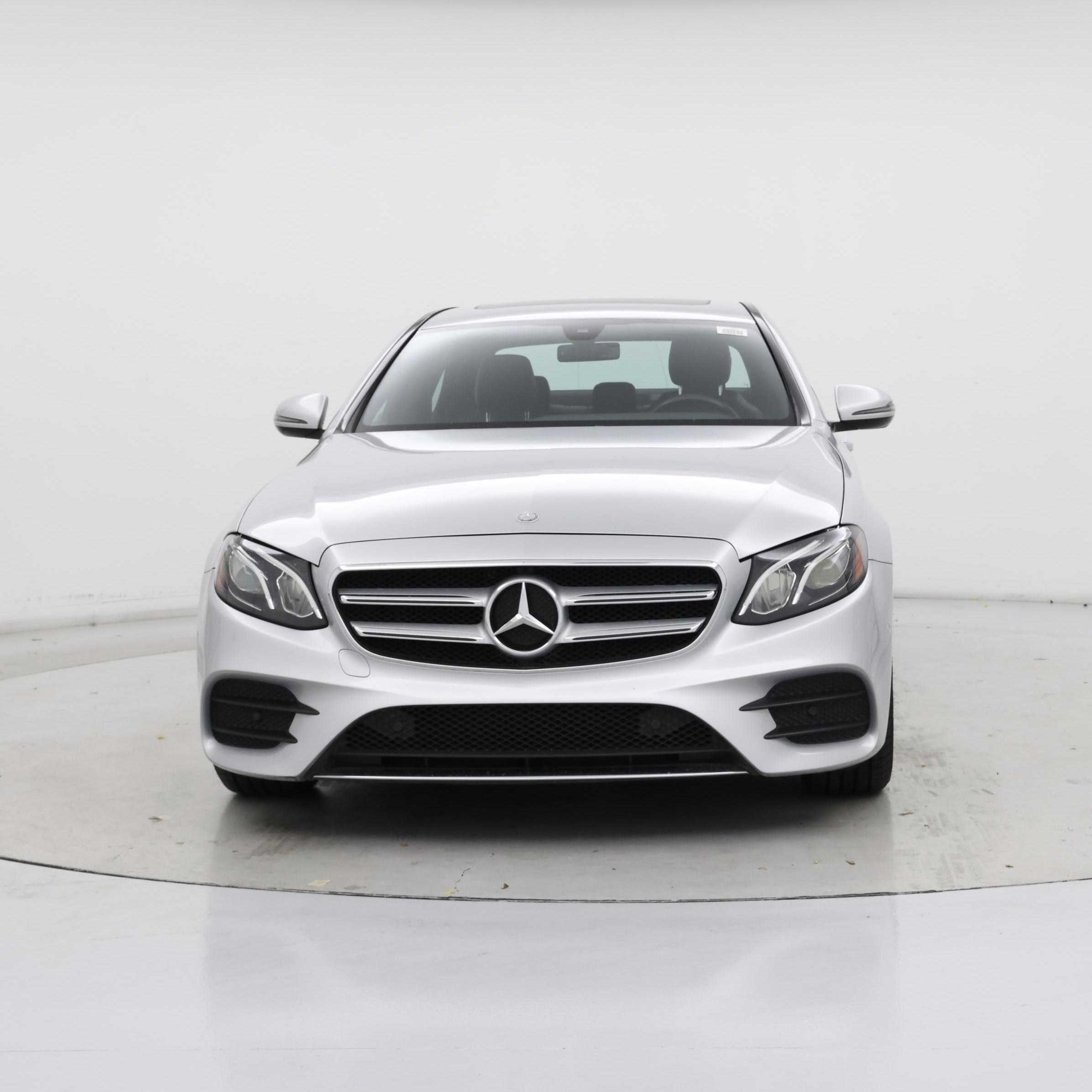 Thumbnail: 2017 Mercedes-Benz E-Class - 5