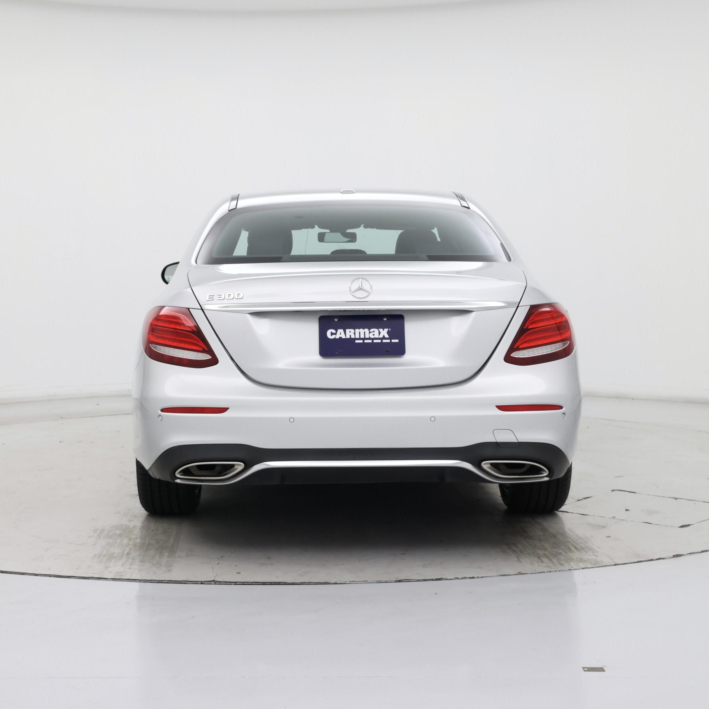 Thumbnail: 2017 Mercedes-Benz E-Class - 6
