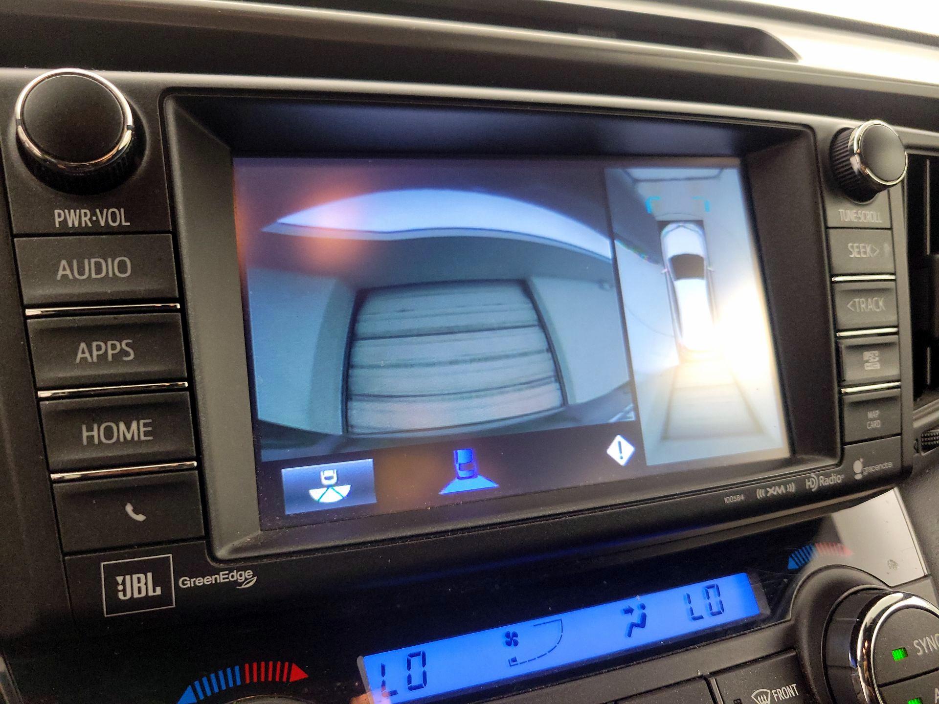 Thumbnail: 2016 Toyota RAV4 - 14