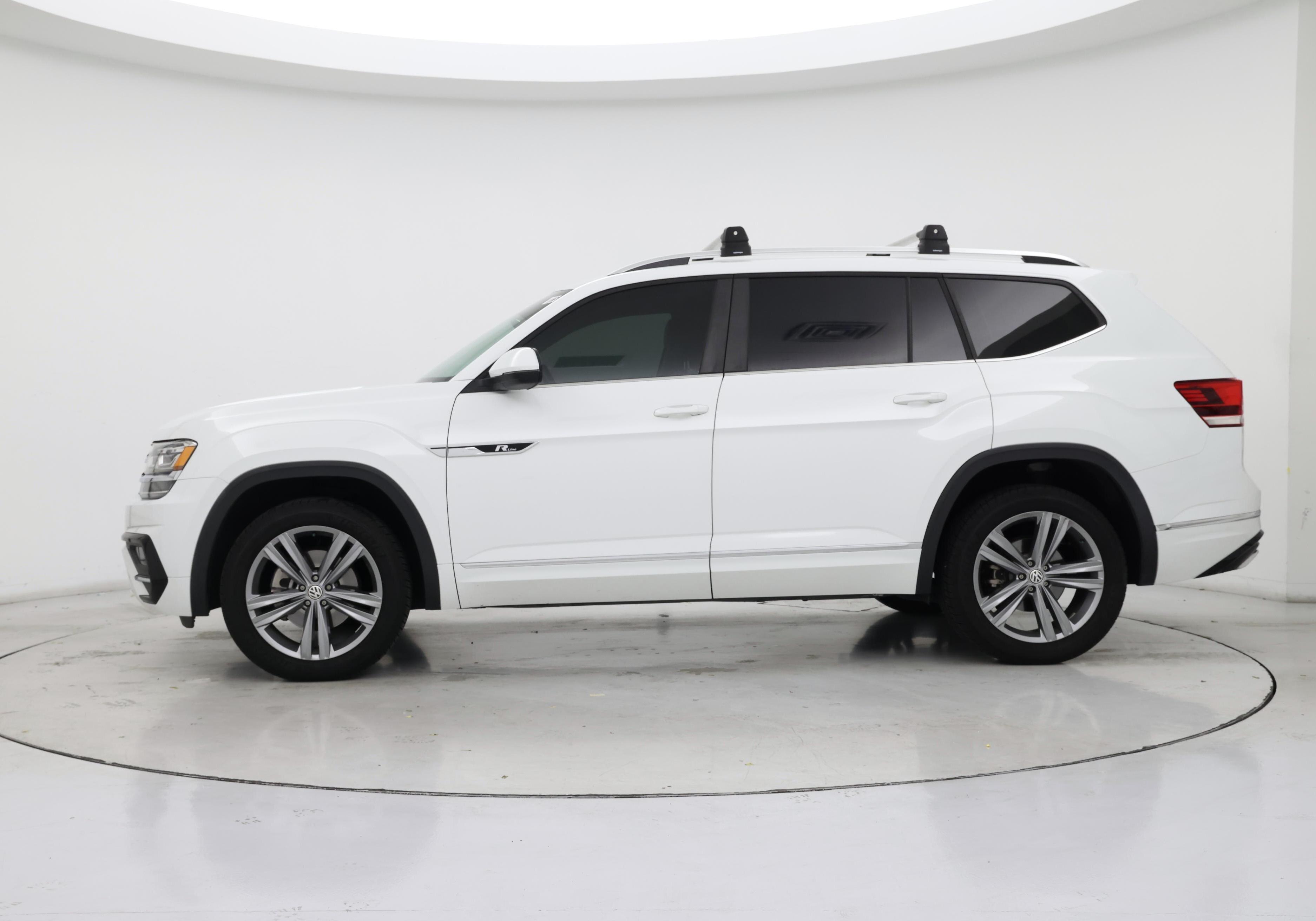 Thumbnail: 2018 Volkswagen Atlas - 3