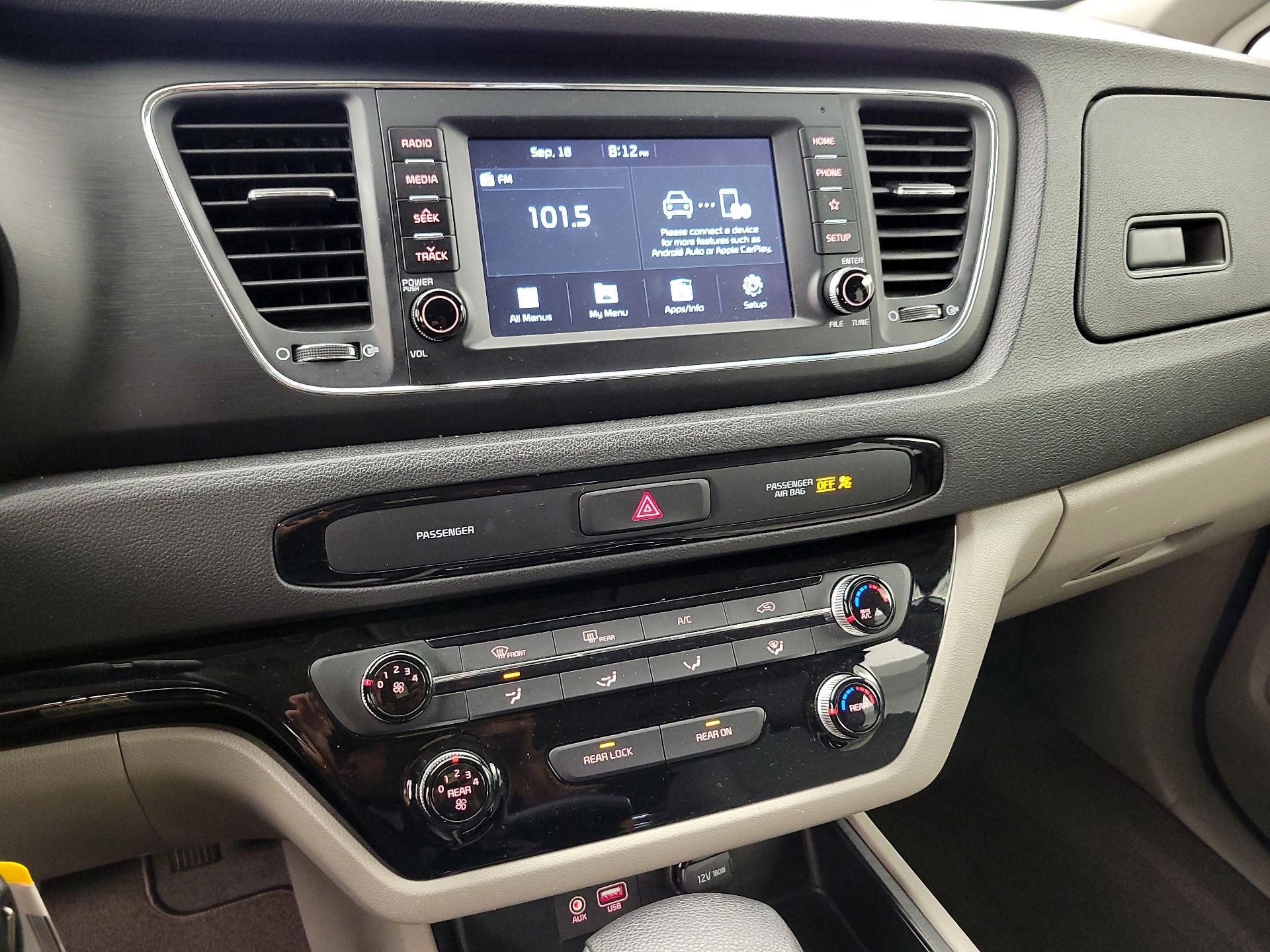 Thumbnail: 2019 Kia Sedona - 15