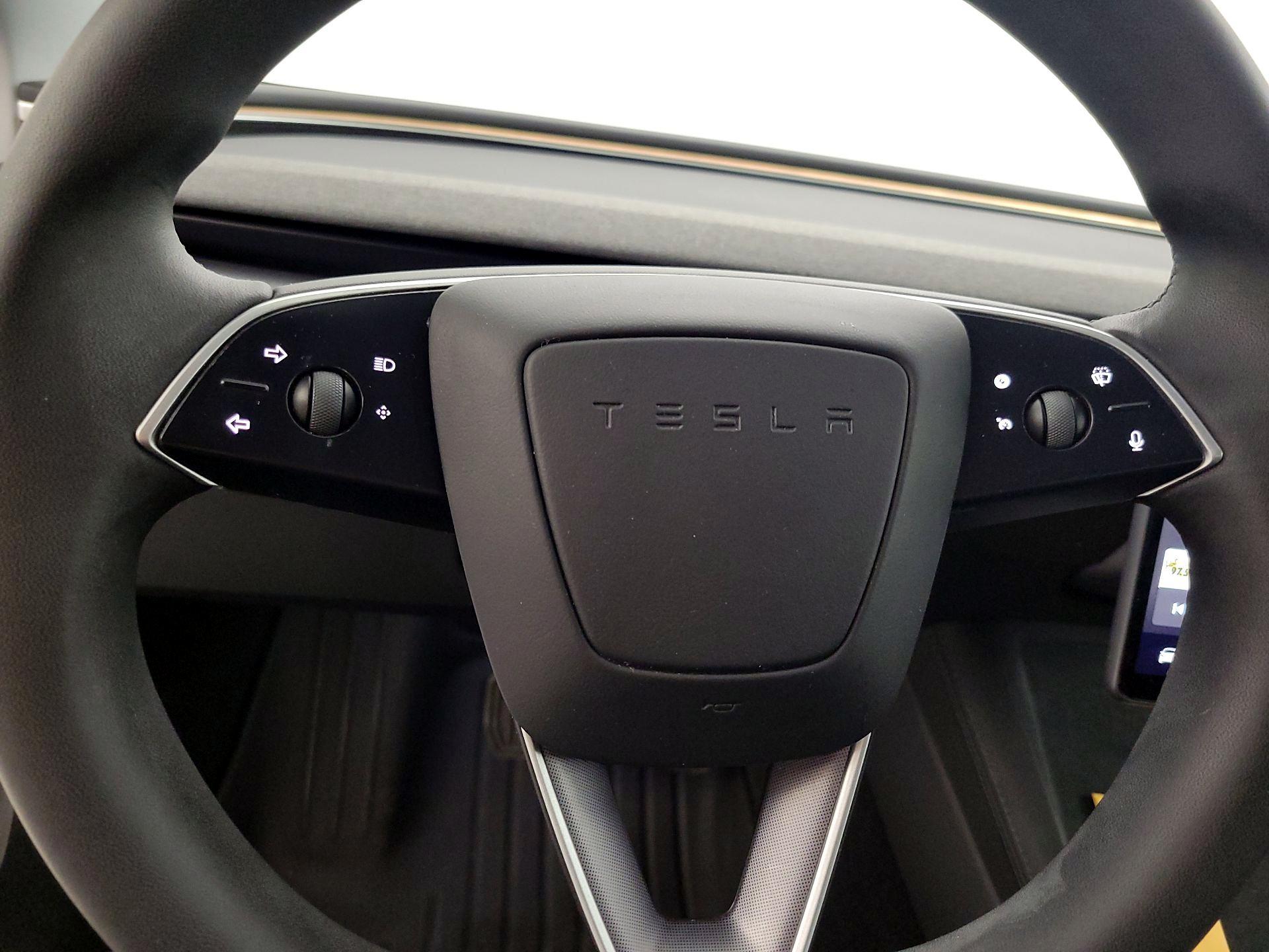 Thumbnail: 2025 Tesla Model 3 - 10