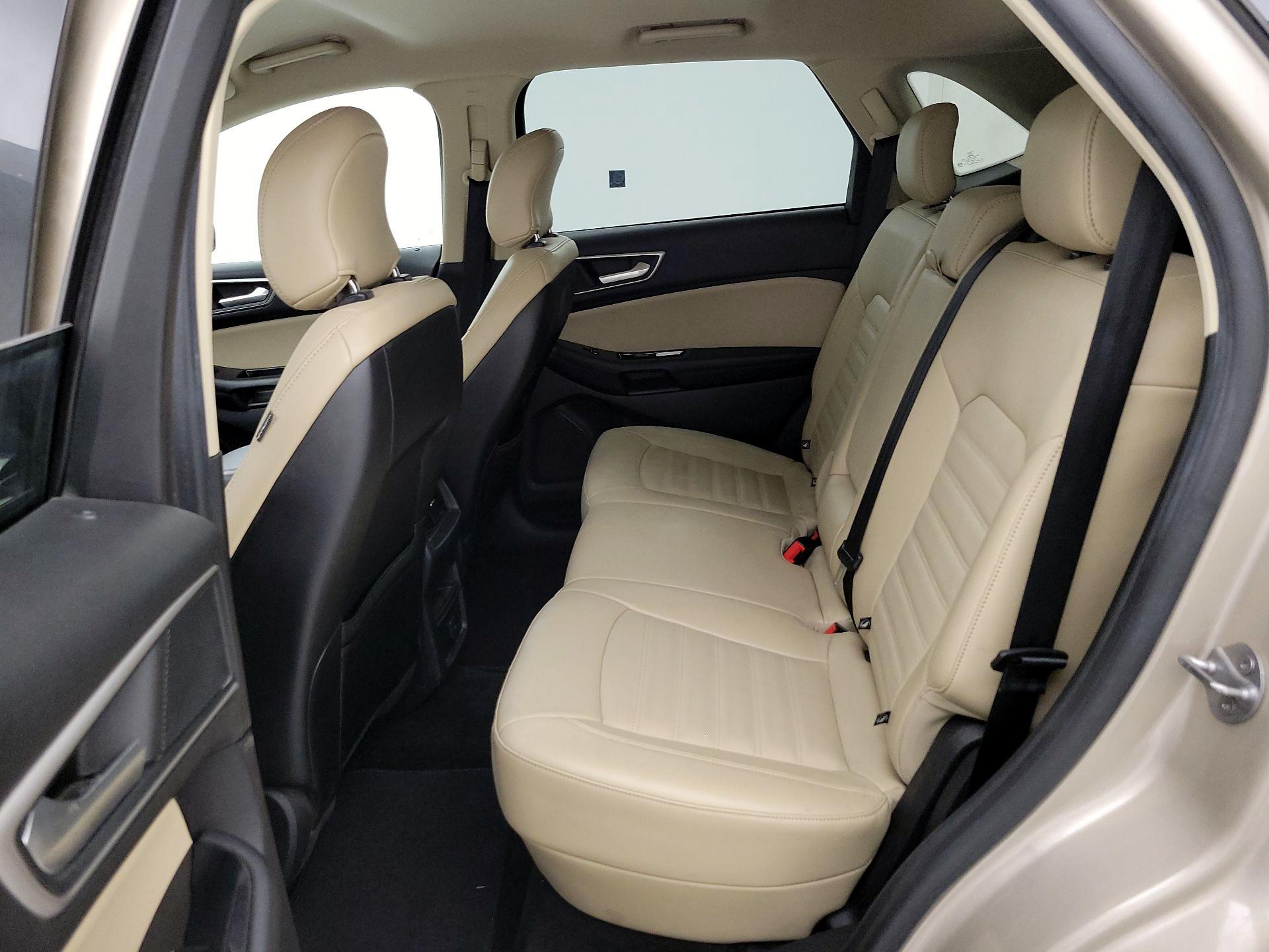 Thumbnail: 2018 Ford Edge - 19