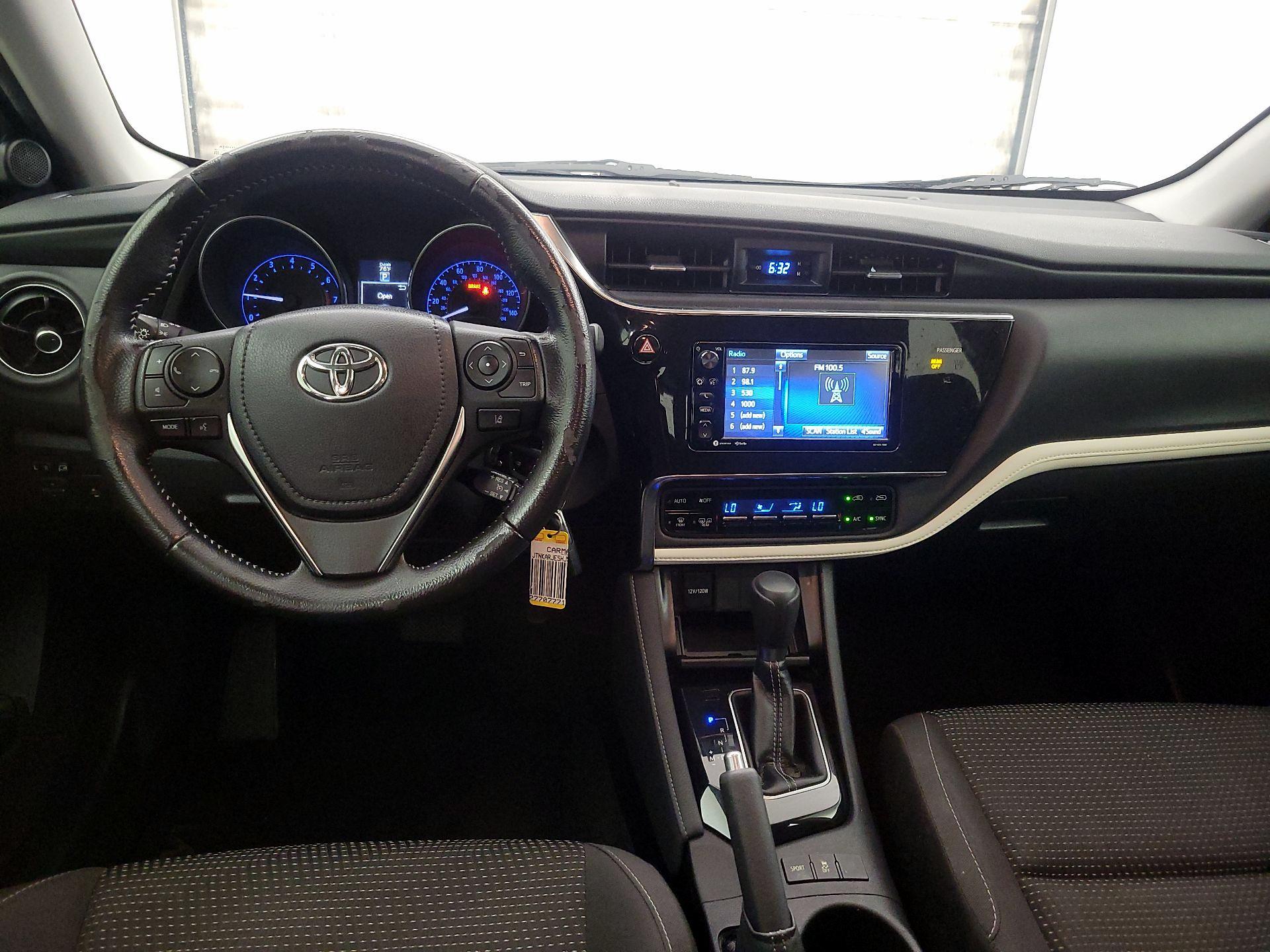 Thumbnail: 2017 Toyota Corolla iM - 9