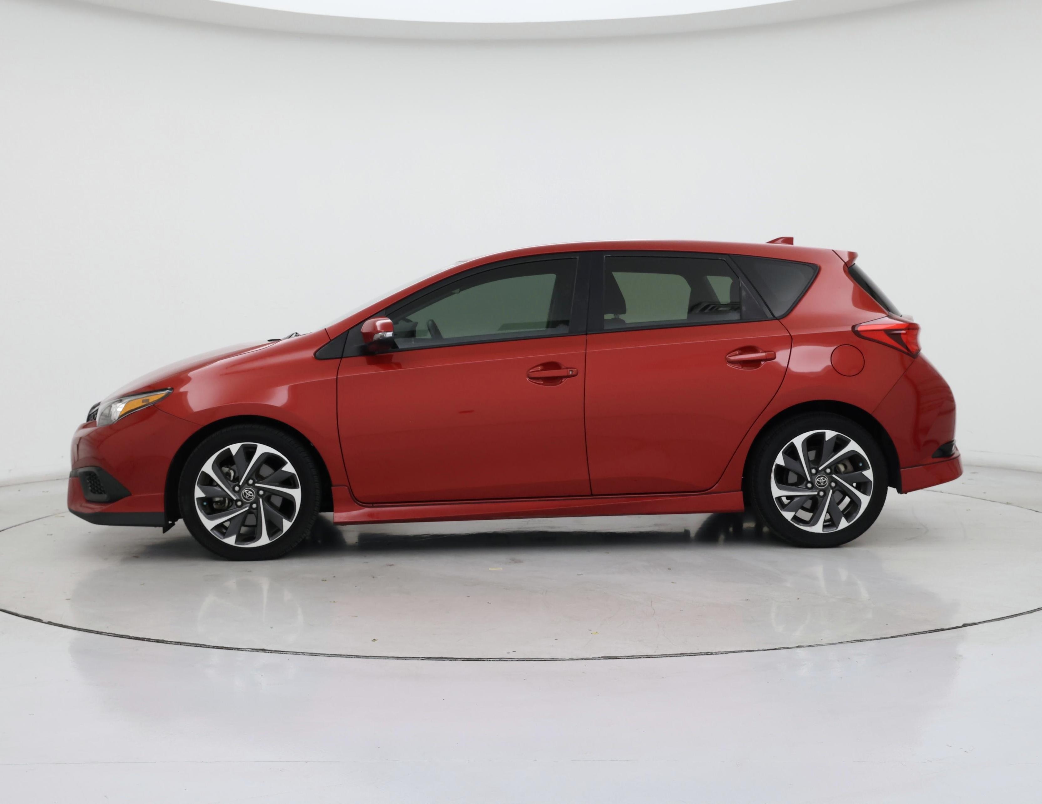 Thumbnail: 2017 Toyota Corolla iM - 3