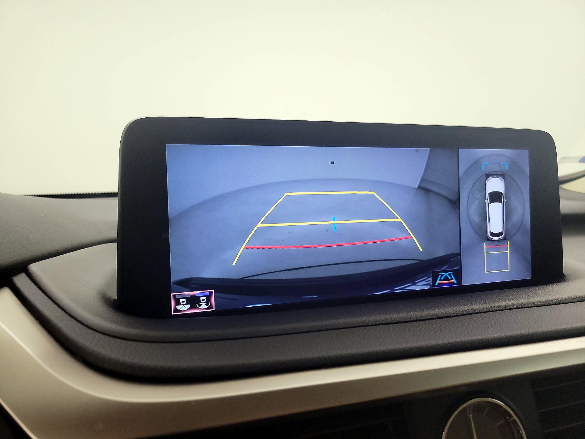 Thumbnail: 2022 Lexus RX - 15