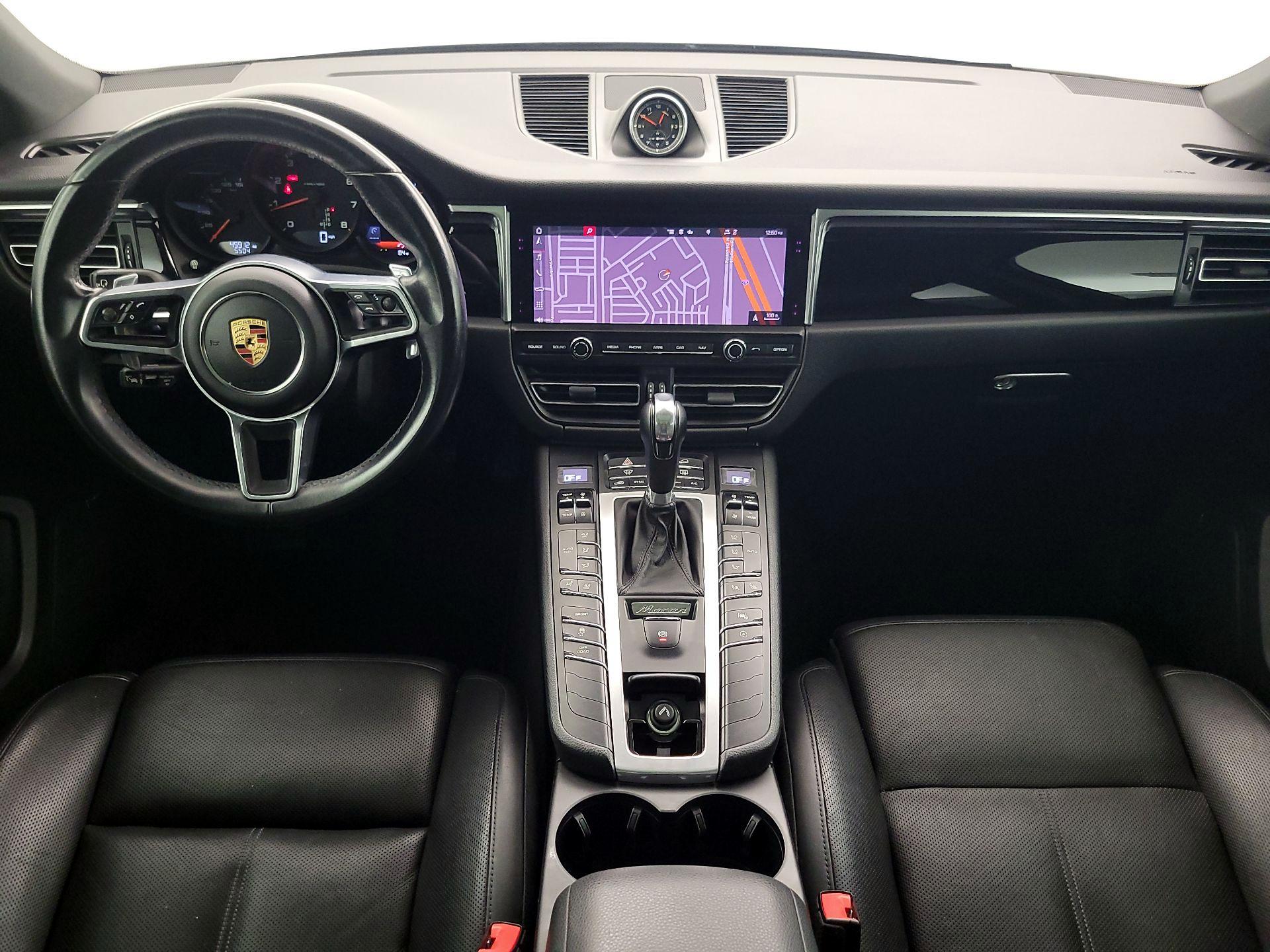 Thumbnail: 2020 Porsche Macan - 9
