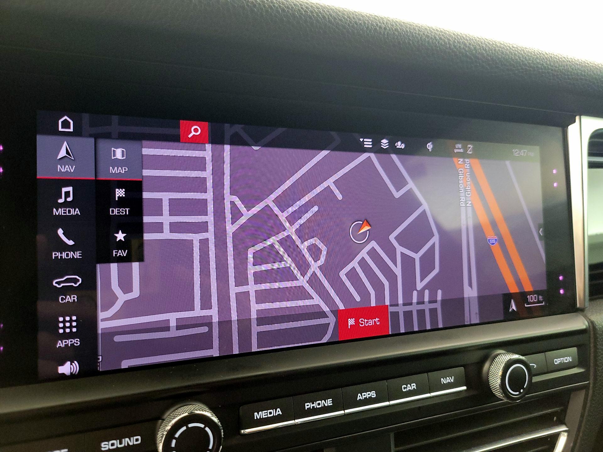 Thumbnail: 2020 Porsche Macan - 14