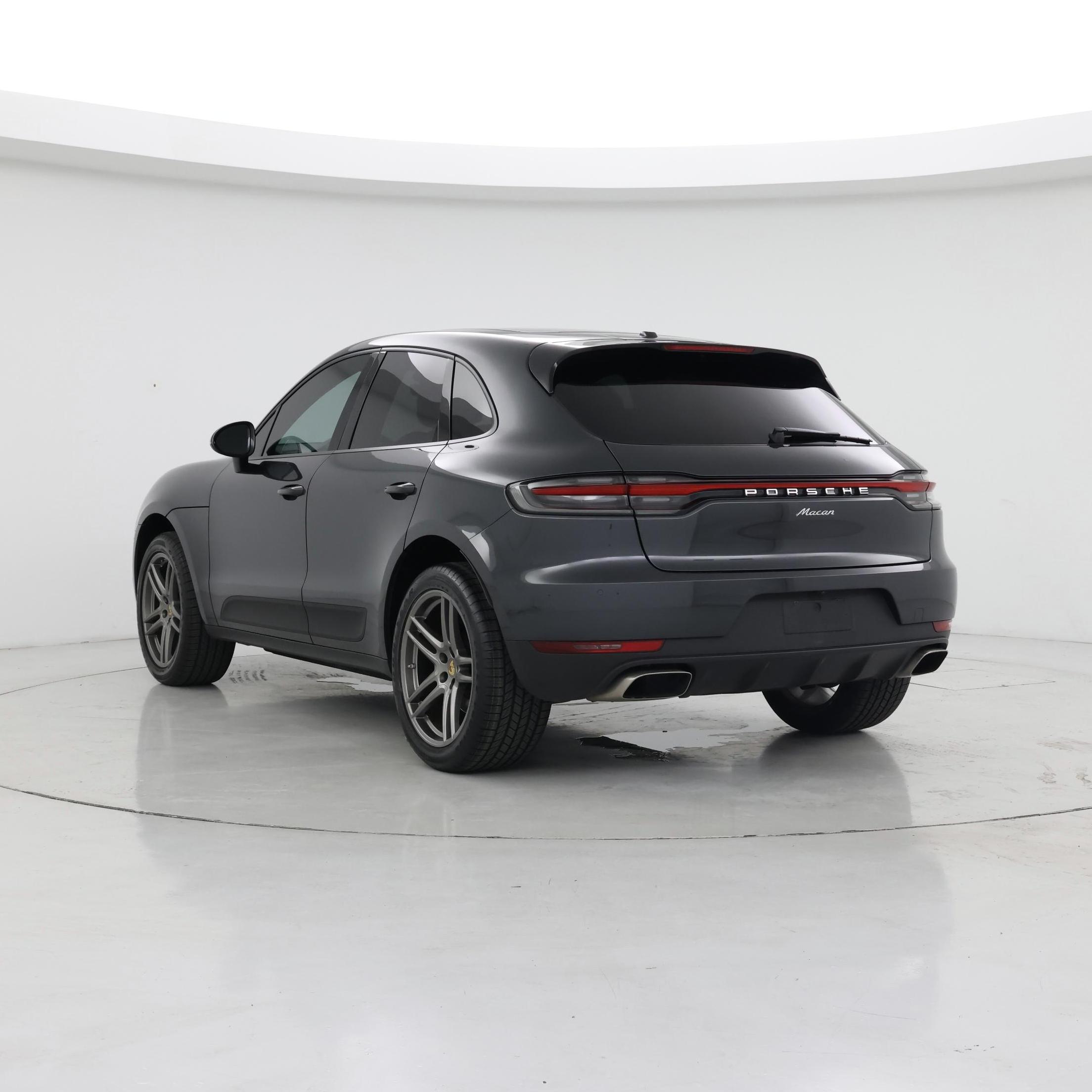 Thumbnail: 2020 Porsche Macan - 2