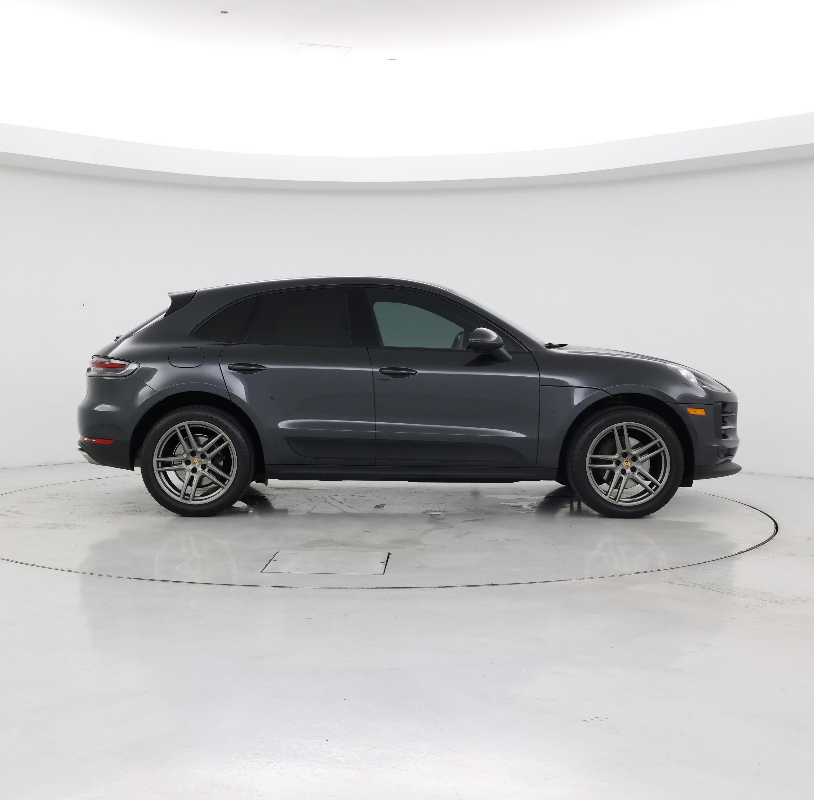 Thumbnail: 2020 Porsche Macan - 7