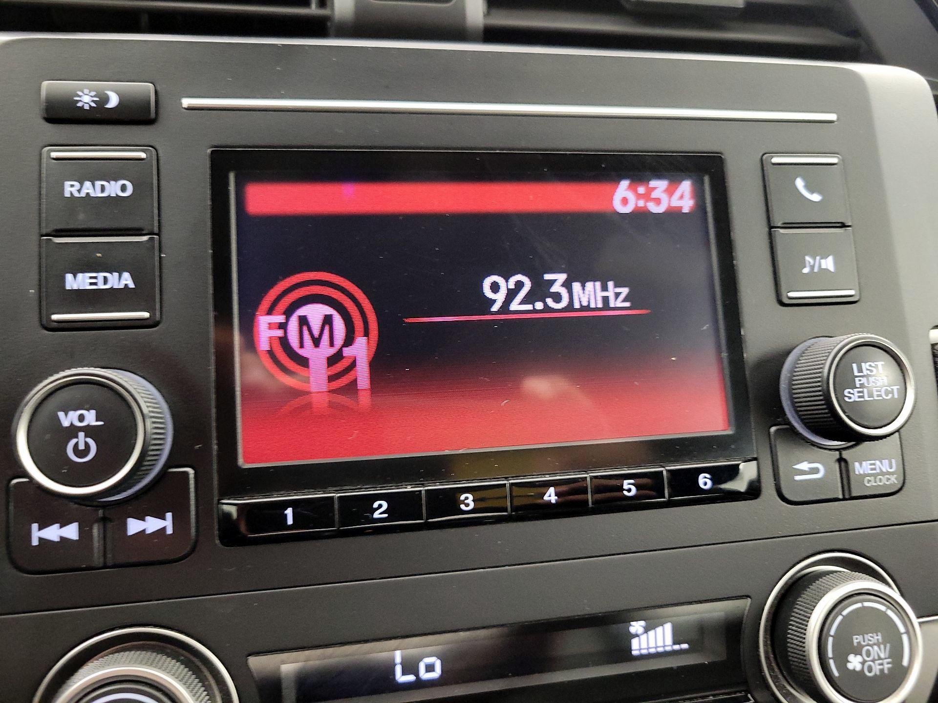 Thumbnail: 2016 Honda Civic - 15