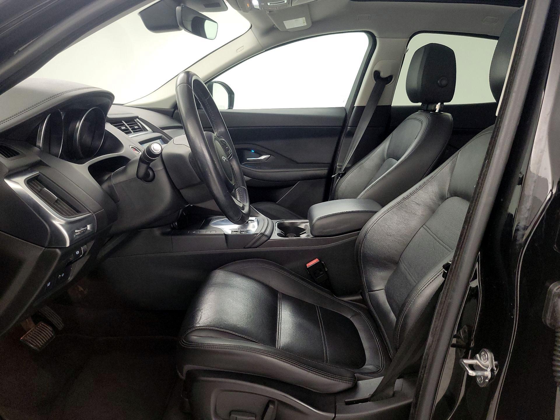 Thumbnail: 2020 Jaguar E-Pace - 11