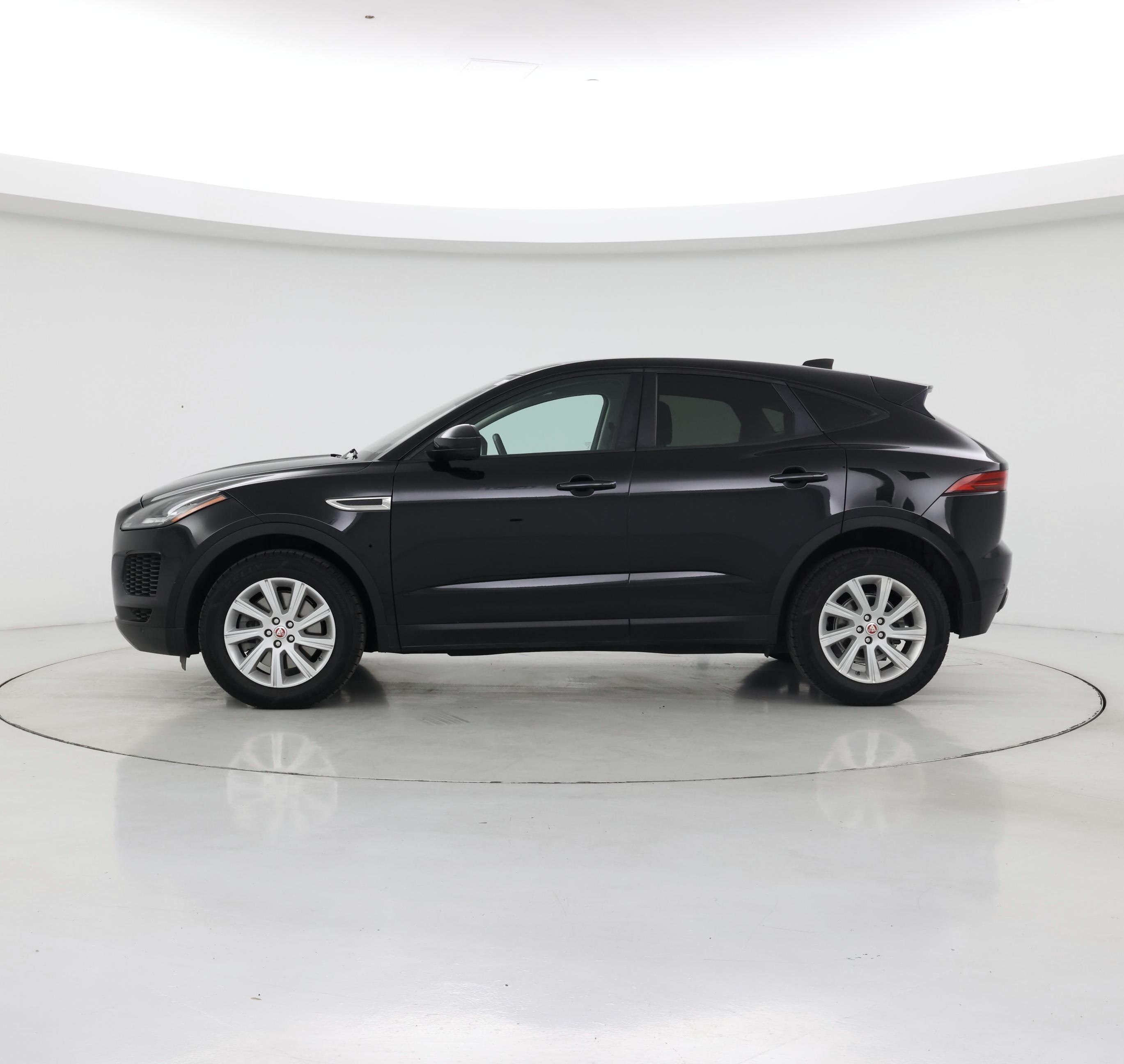 Thumbnail: 2020 Jaguar E-Pace - 3