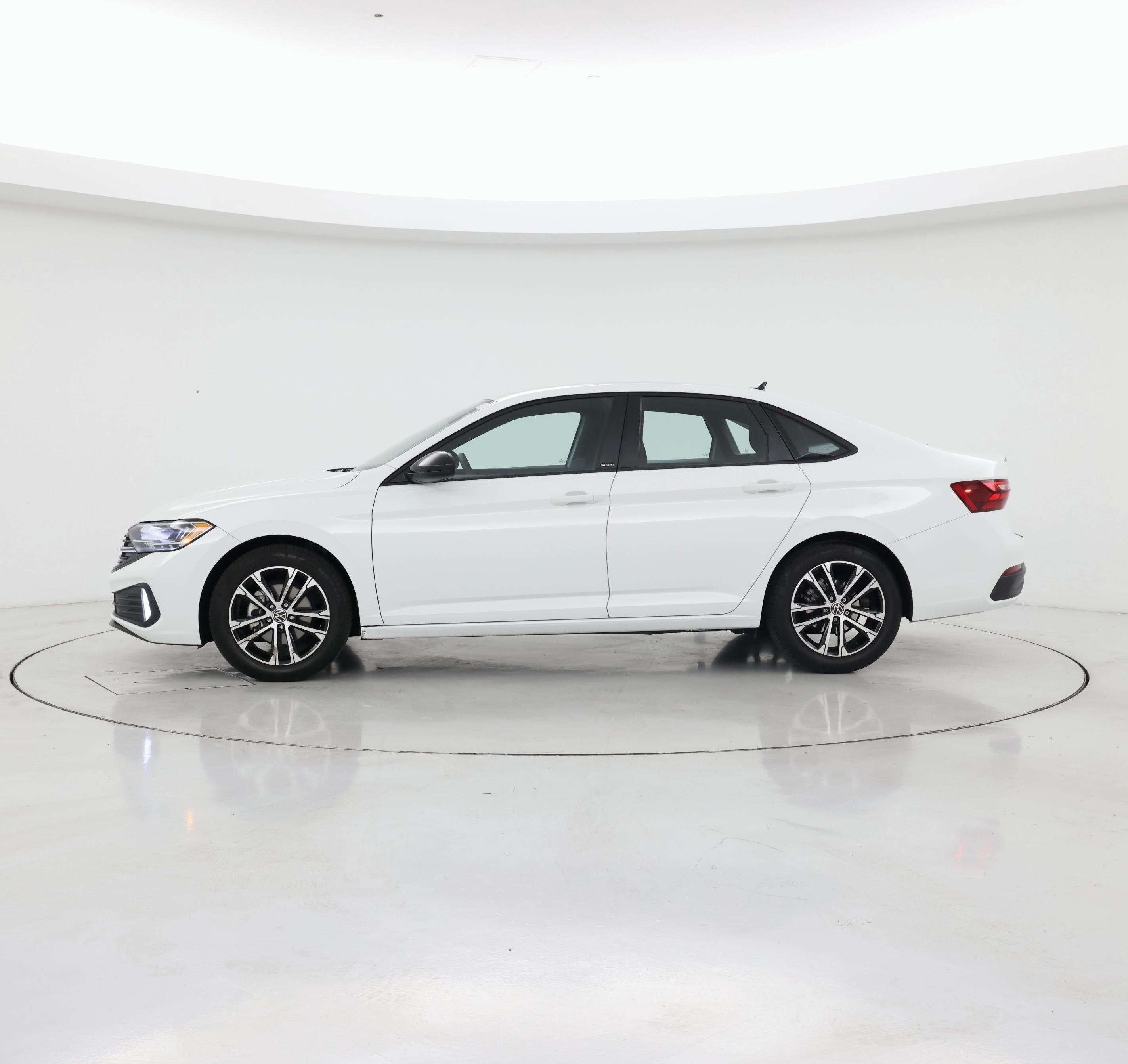 Thumbnail: 2024 Volkswagen Jetta - 3