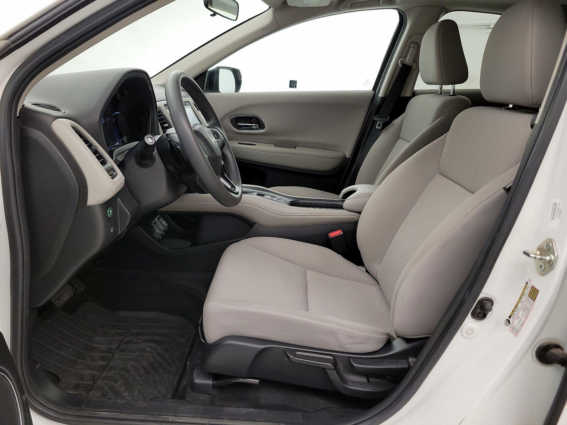 Thumbnail: 2017 Honda HR-V - 11