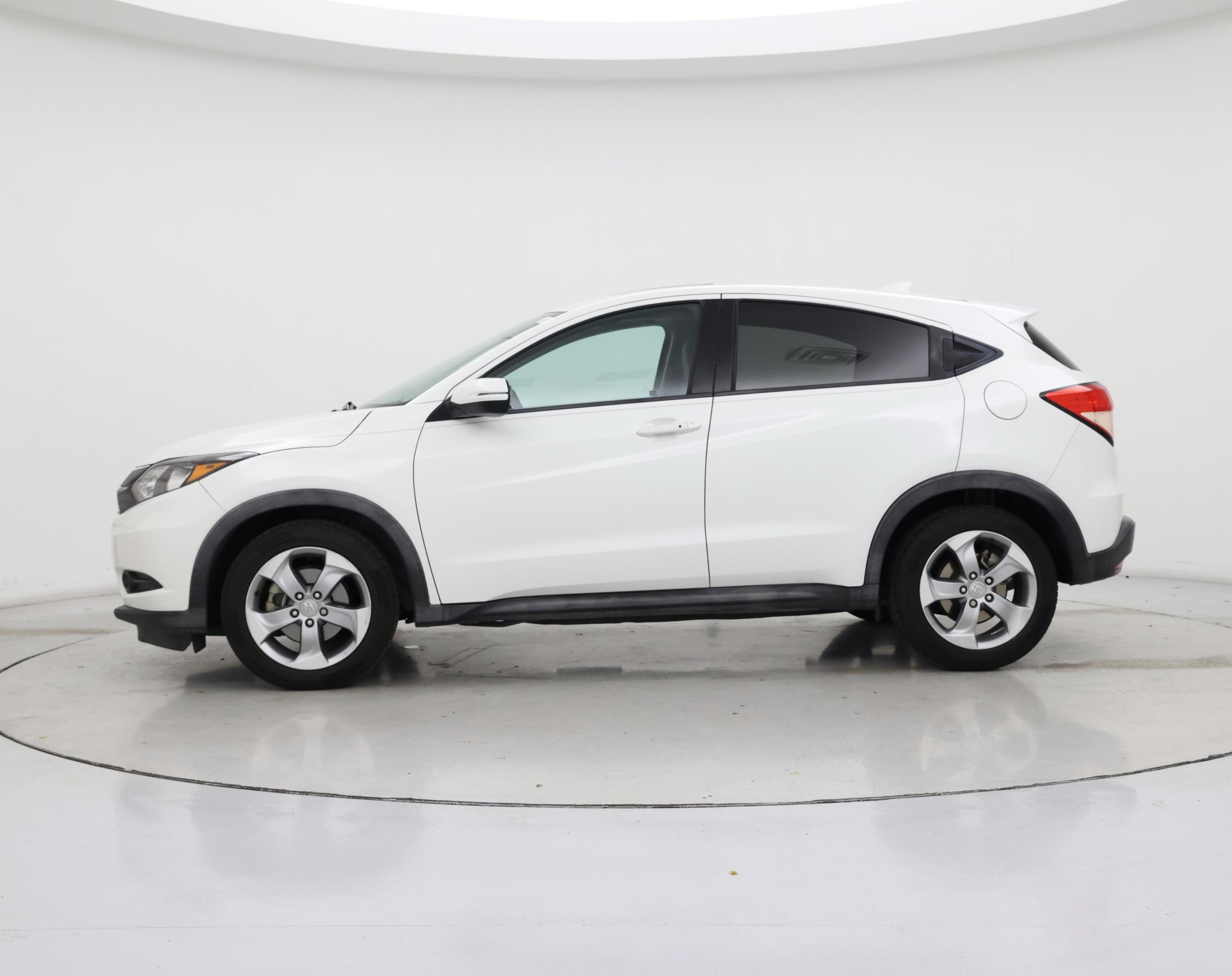 Thumbnail: 2017 Honda HR-V - 3