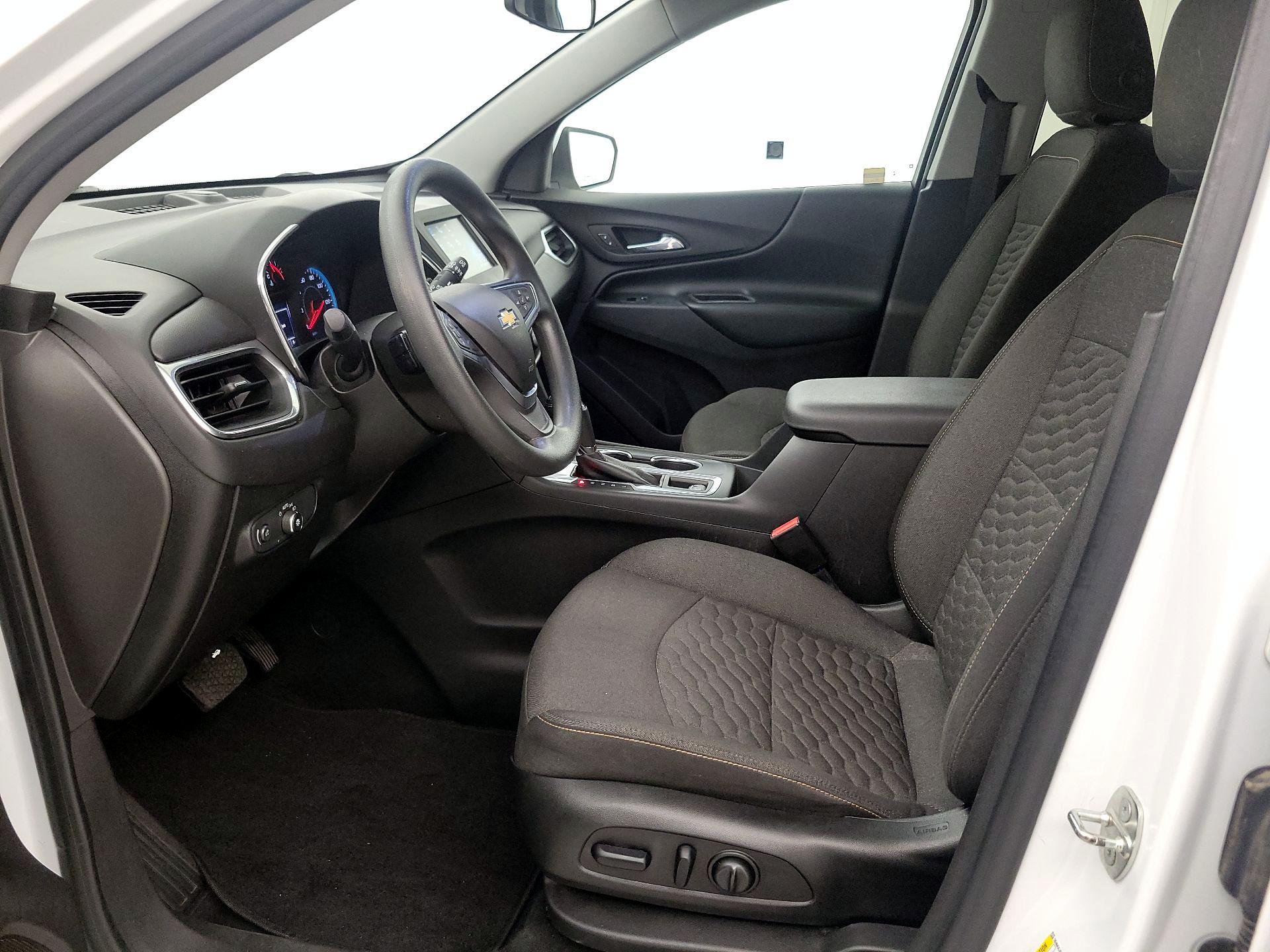 Thumbnail: 2018 Chevrolet Equinox - 11