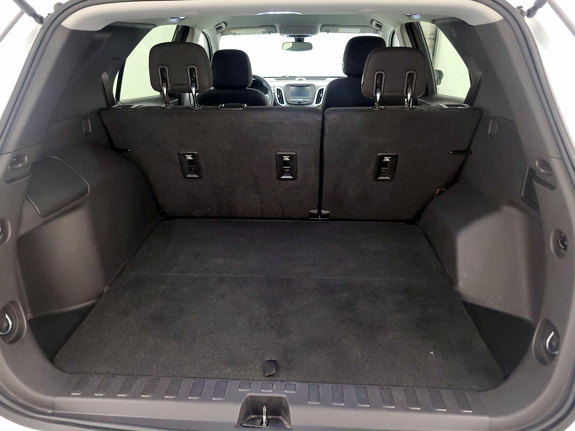 Thumbnail: 2018 Chevrolet Equinox - 20