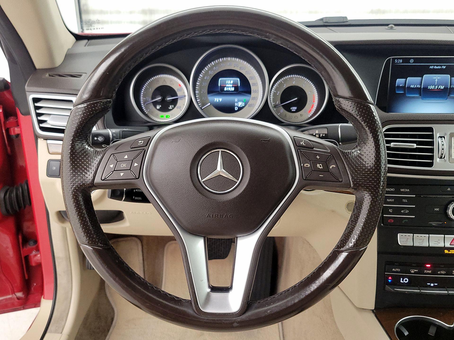 Thumbnail: 2016 Mercedes-Benz E-Class - 10