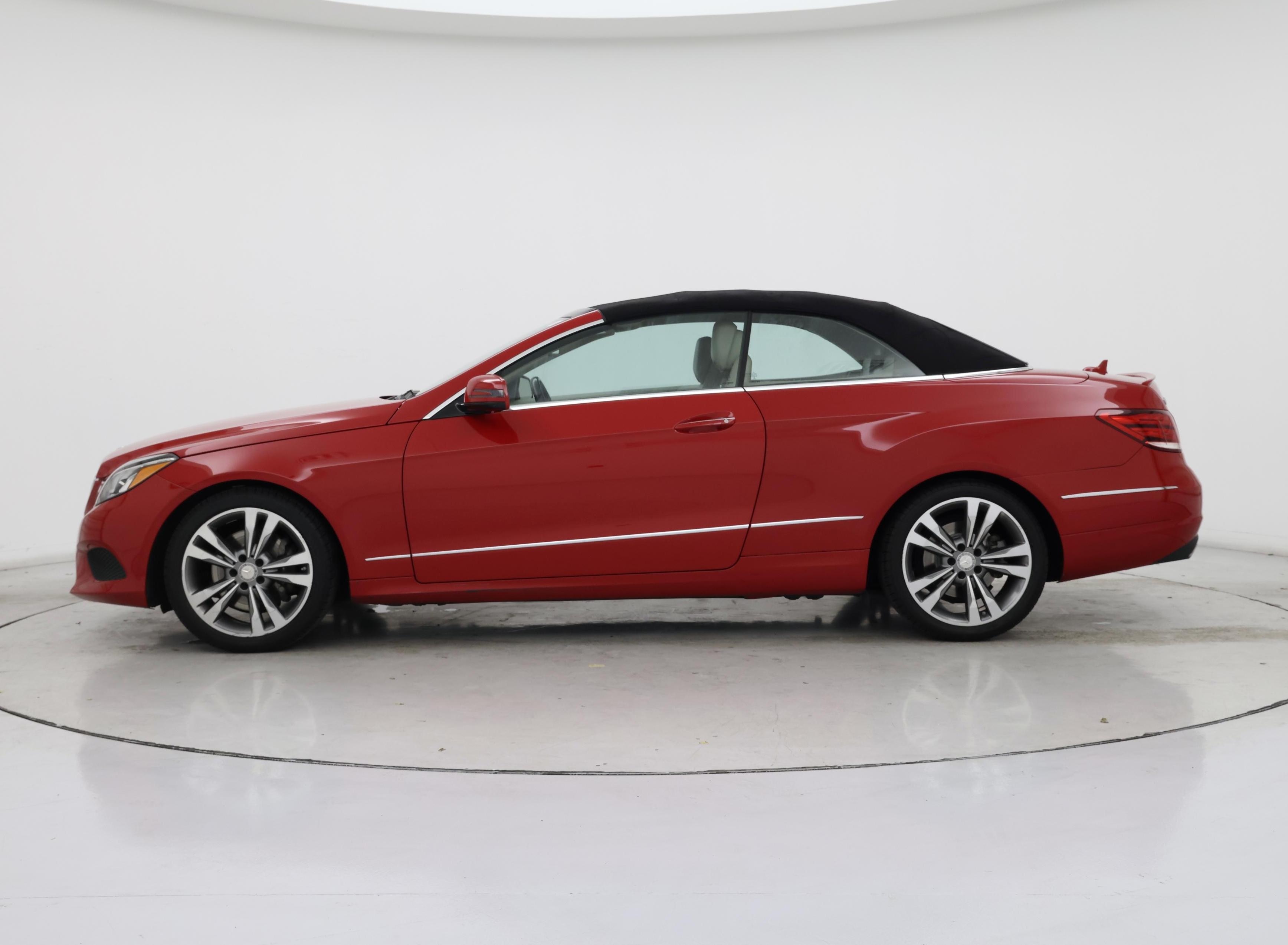 Thumbnail: 2016 Mercedes-Benz E-Class - 3