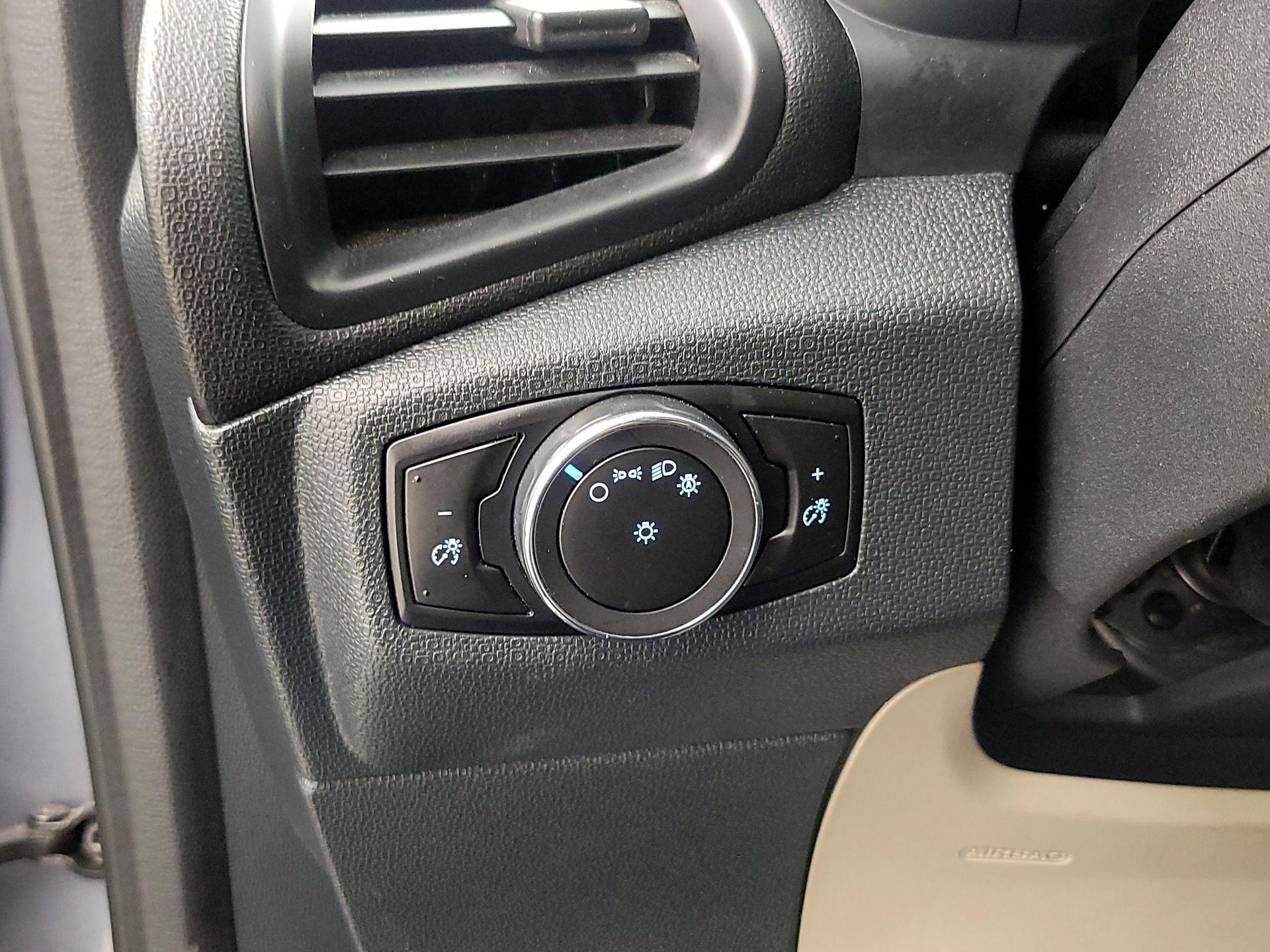 Thumbnail: 2018 Ford EcoSport - 13