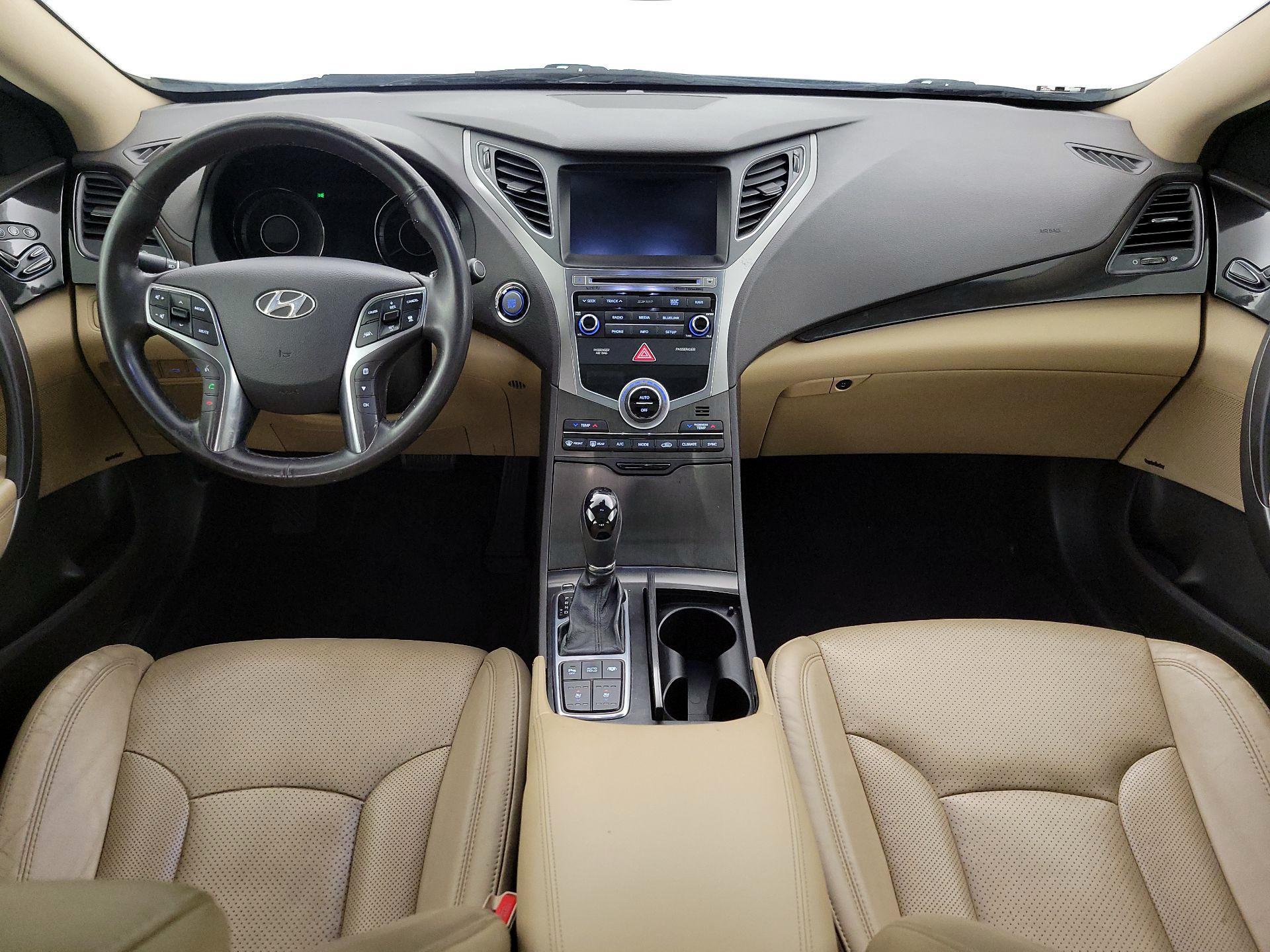 Thumbnail: 2016 Hyundai Azera - 9
