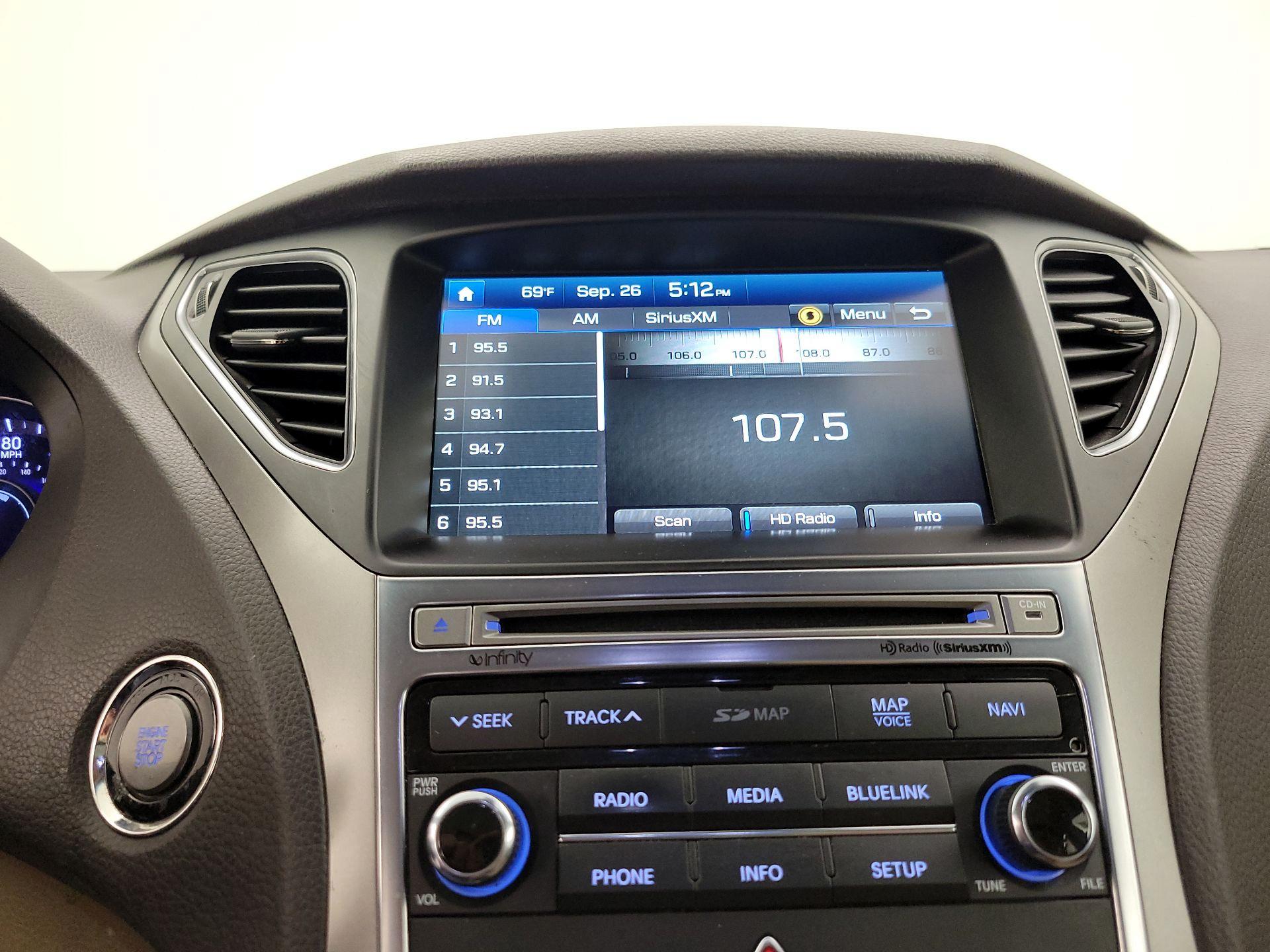 Thumbnail: 2016 Hyundai Azera - 15