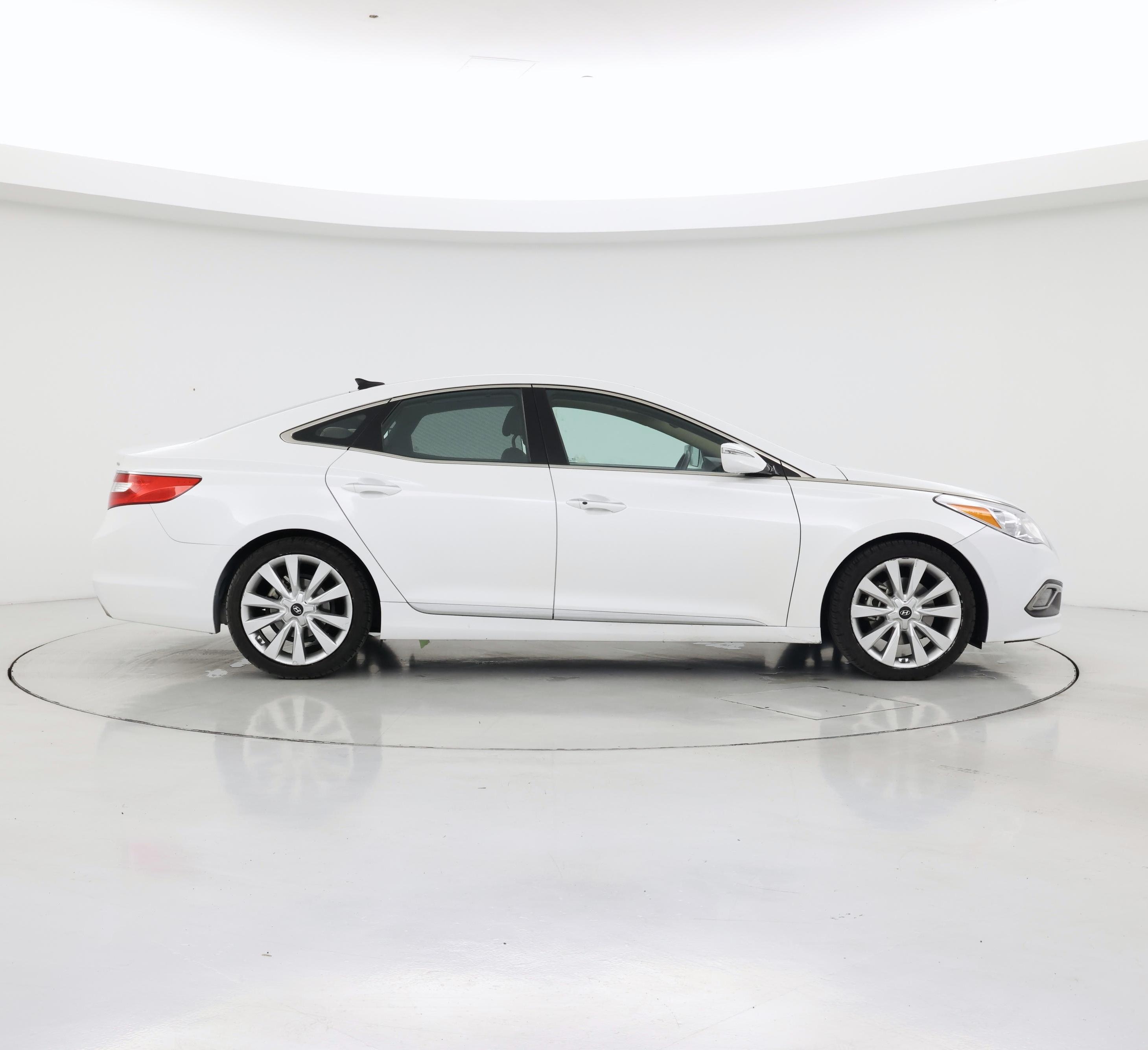 Thumbnail: 2016 Hyundai Azera - 7