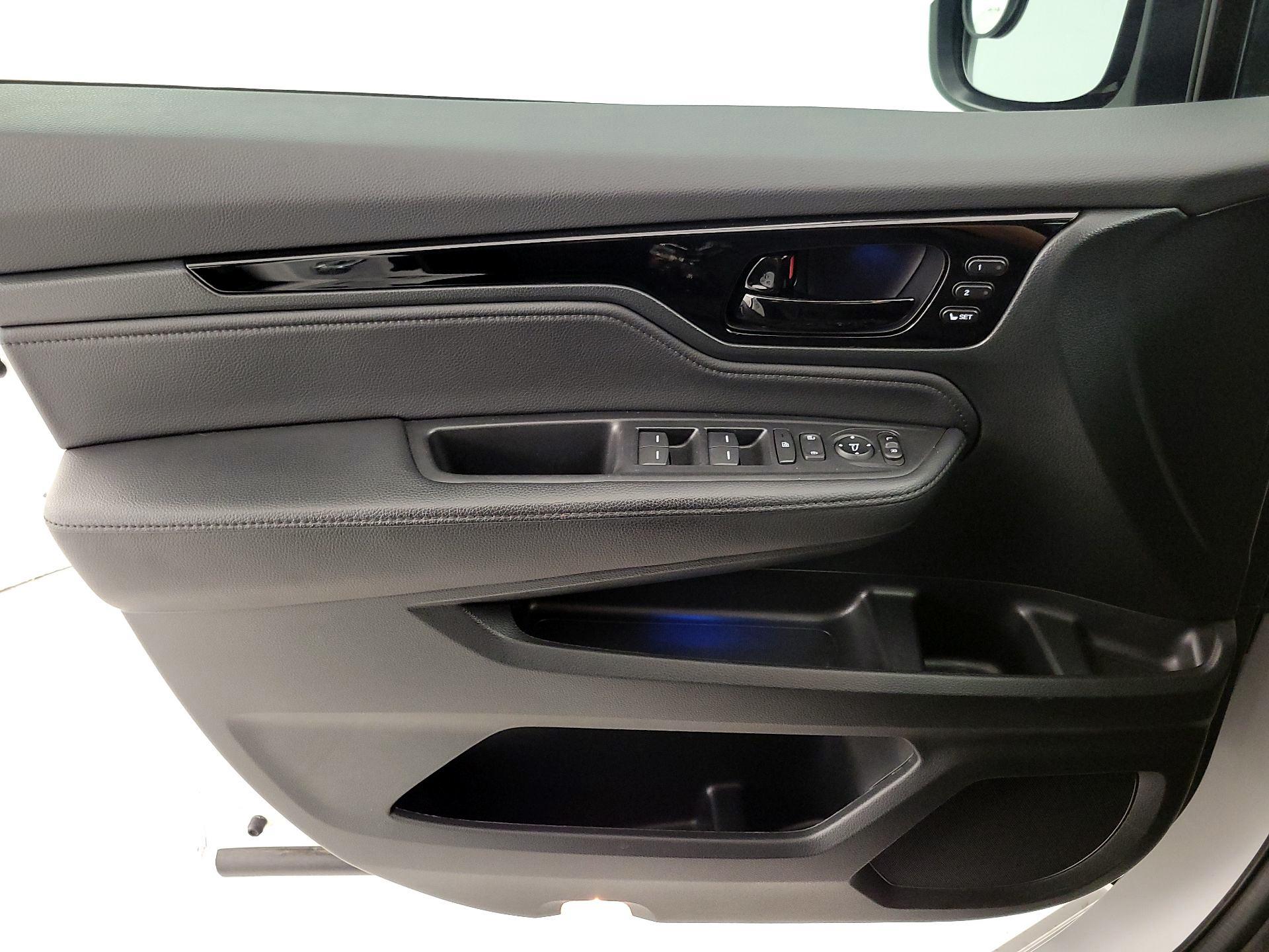 Thumbnail: 2023 Honda Odyssey - 12