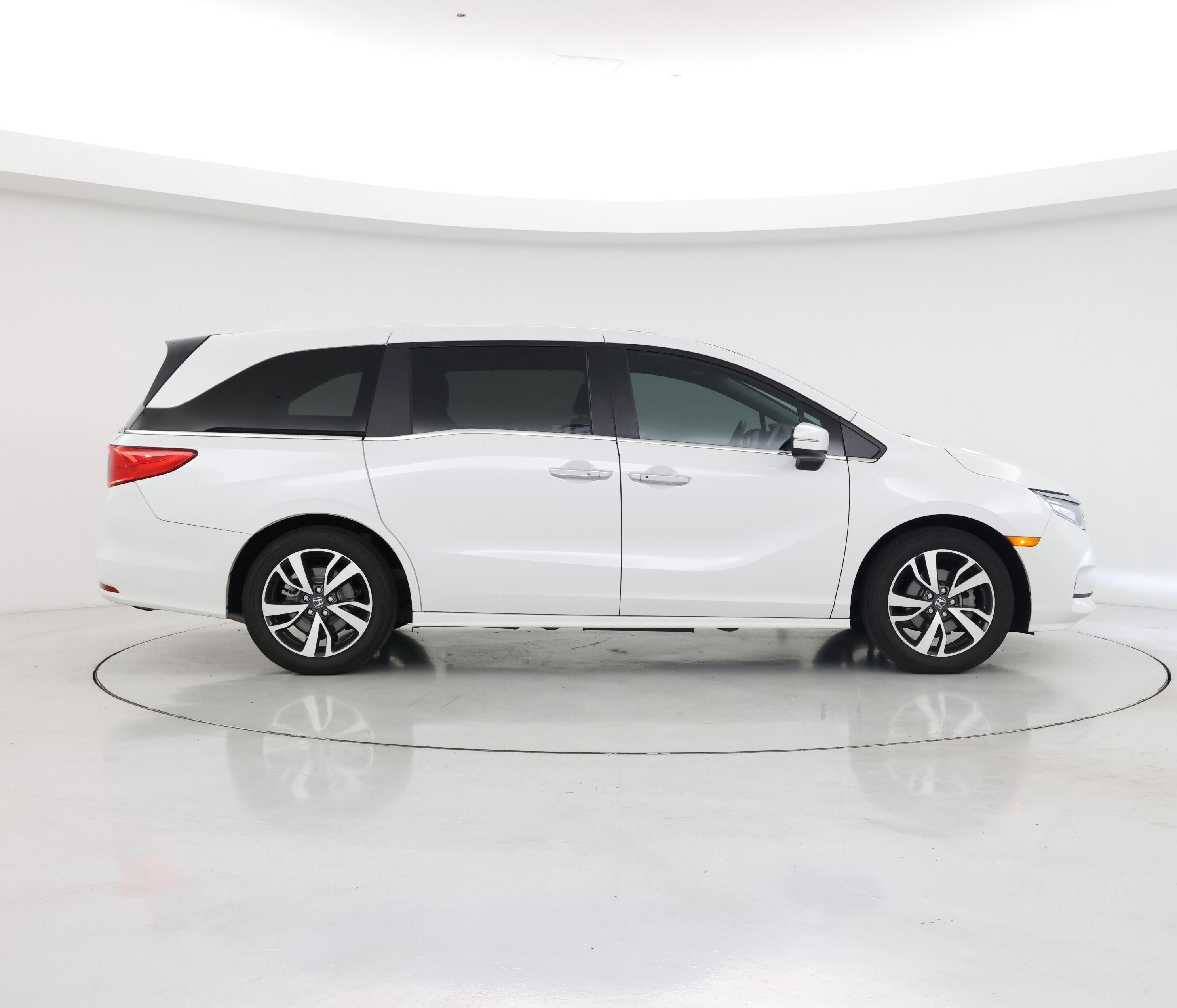 Thumbnail: 2023 Honda Odyssey - 7